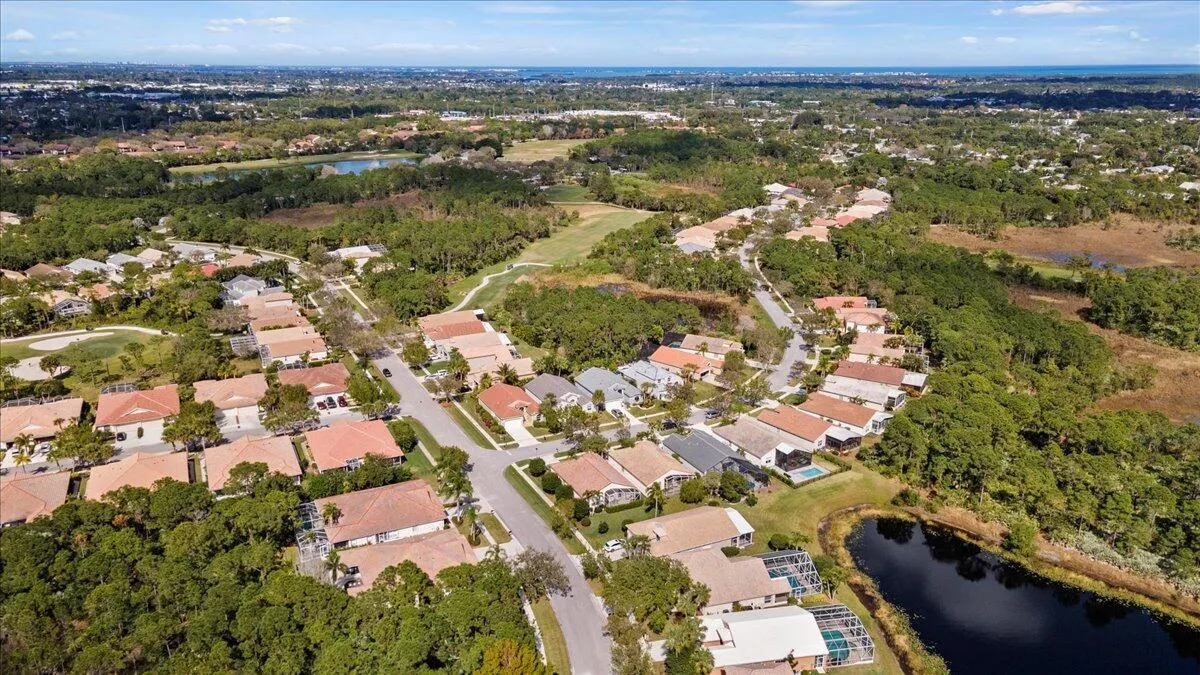 3320 Fairway Oaks Trail
