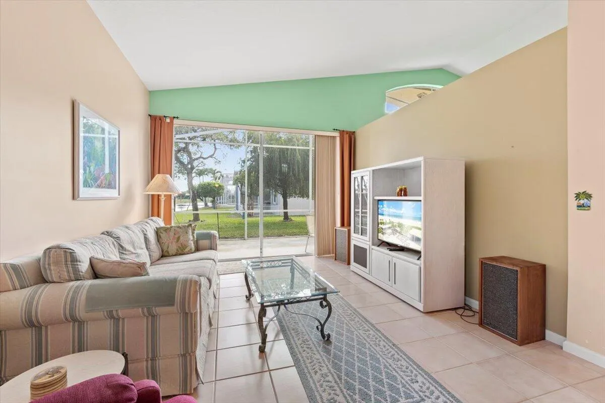 3320 Fairway Oaks Trail
