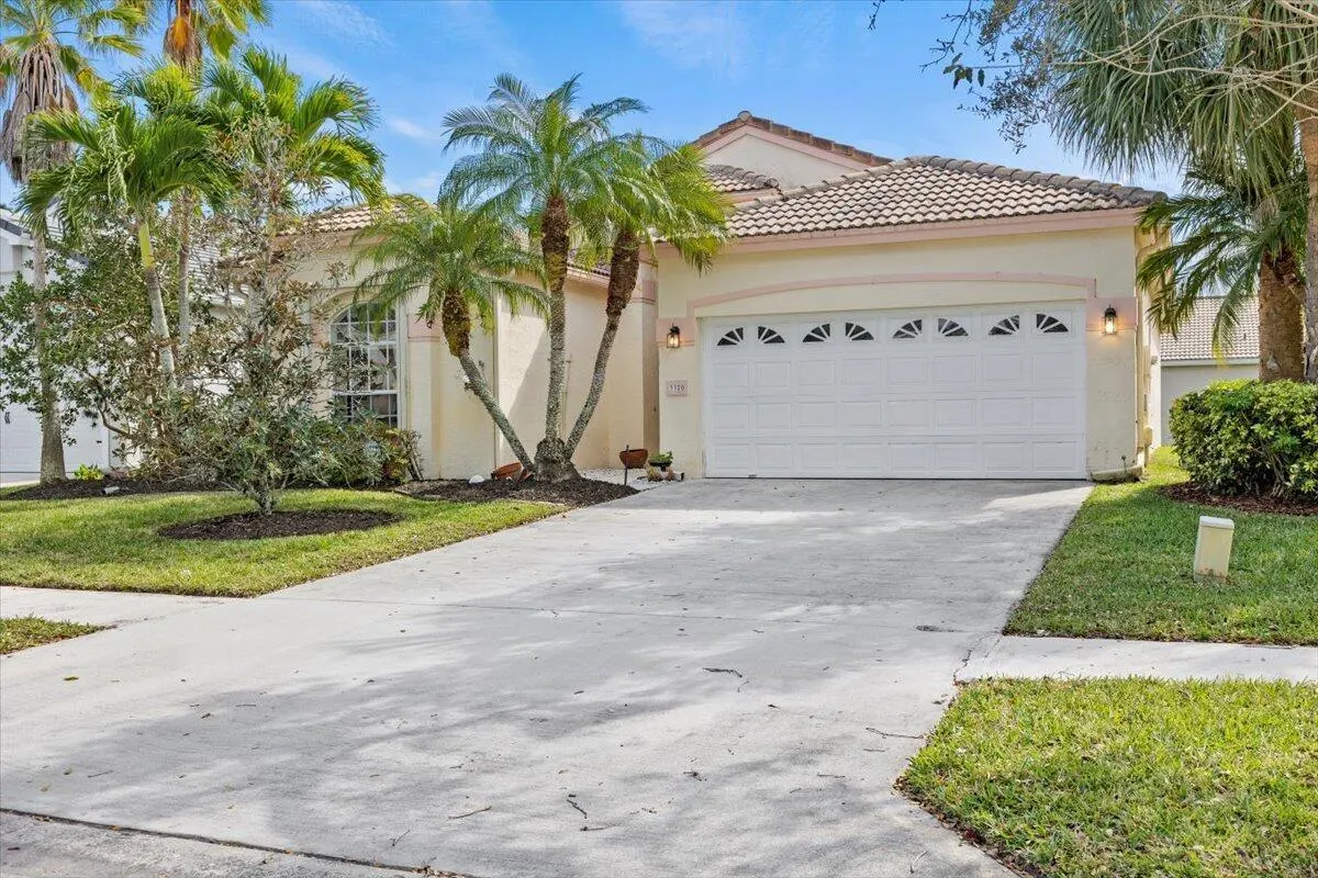3320 Fairway Oaks Trail