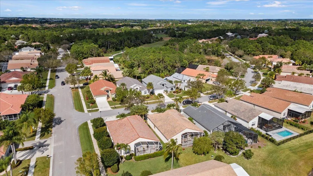 3320 Fairway Oaks Trail