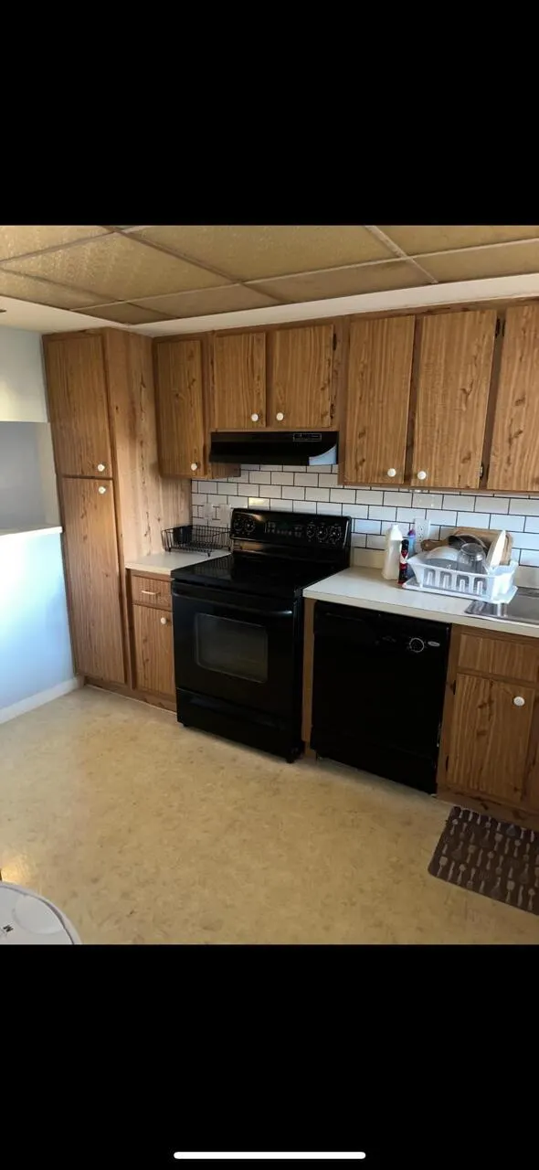 3186 Via Poinciana, #211