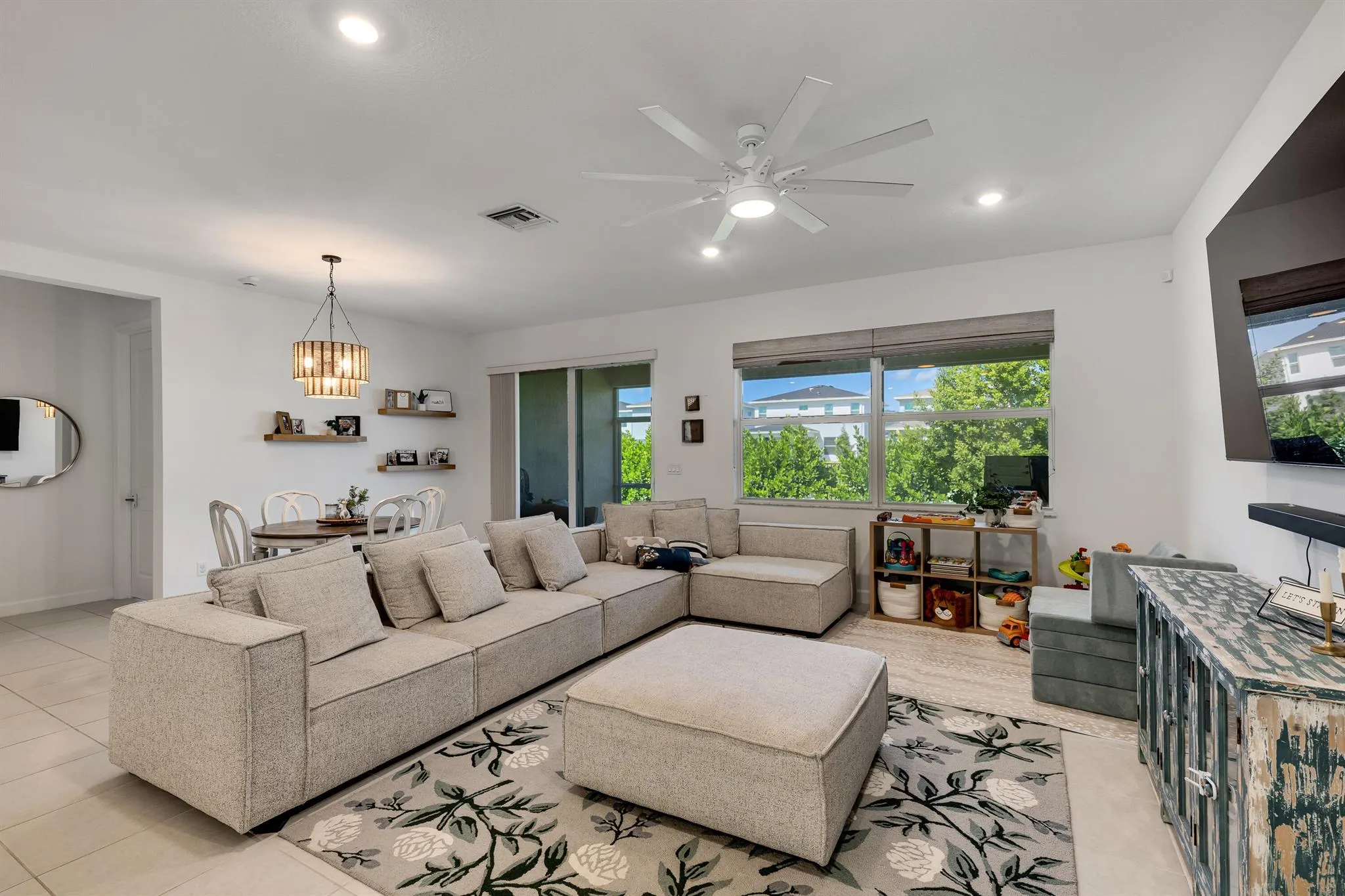1633 Whistlegrass Lane