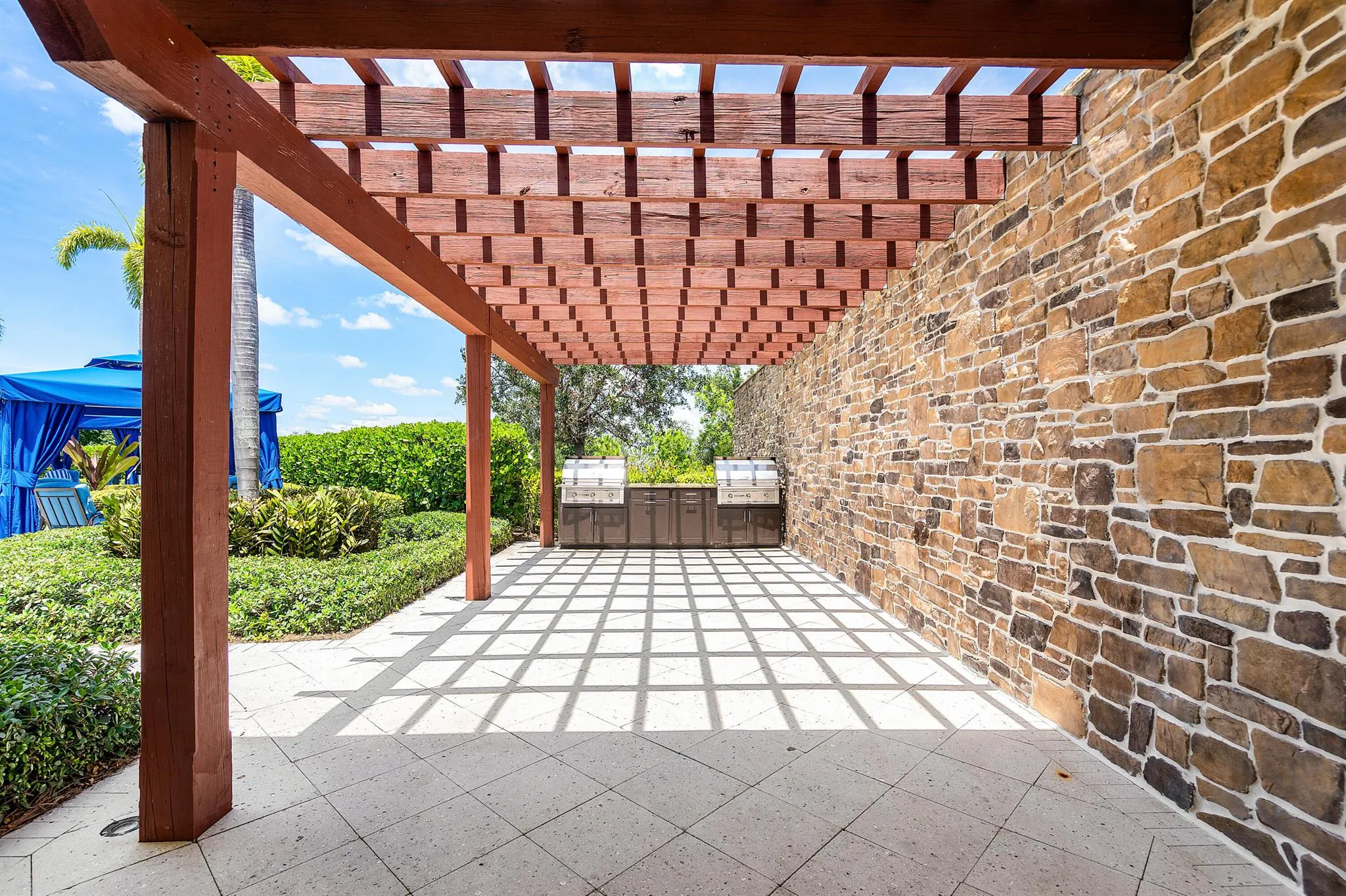 1633 Whistlegrass Lane