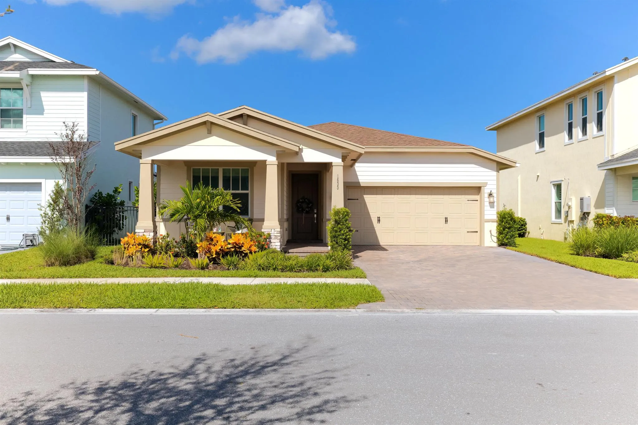 1633 Whistlegrass Lane