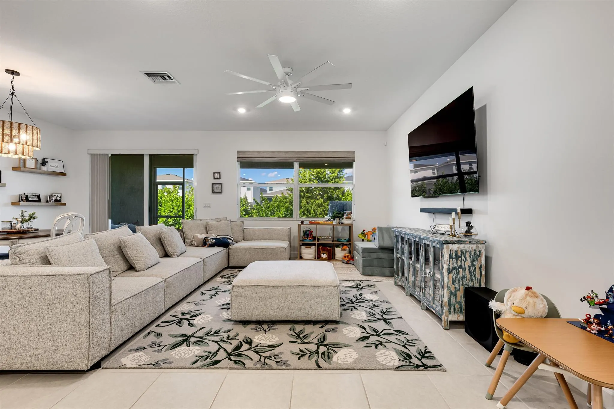 1633 Whistlegrass Lane