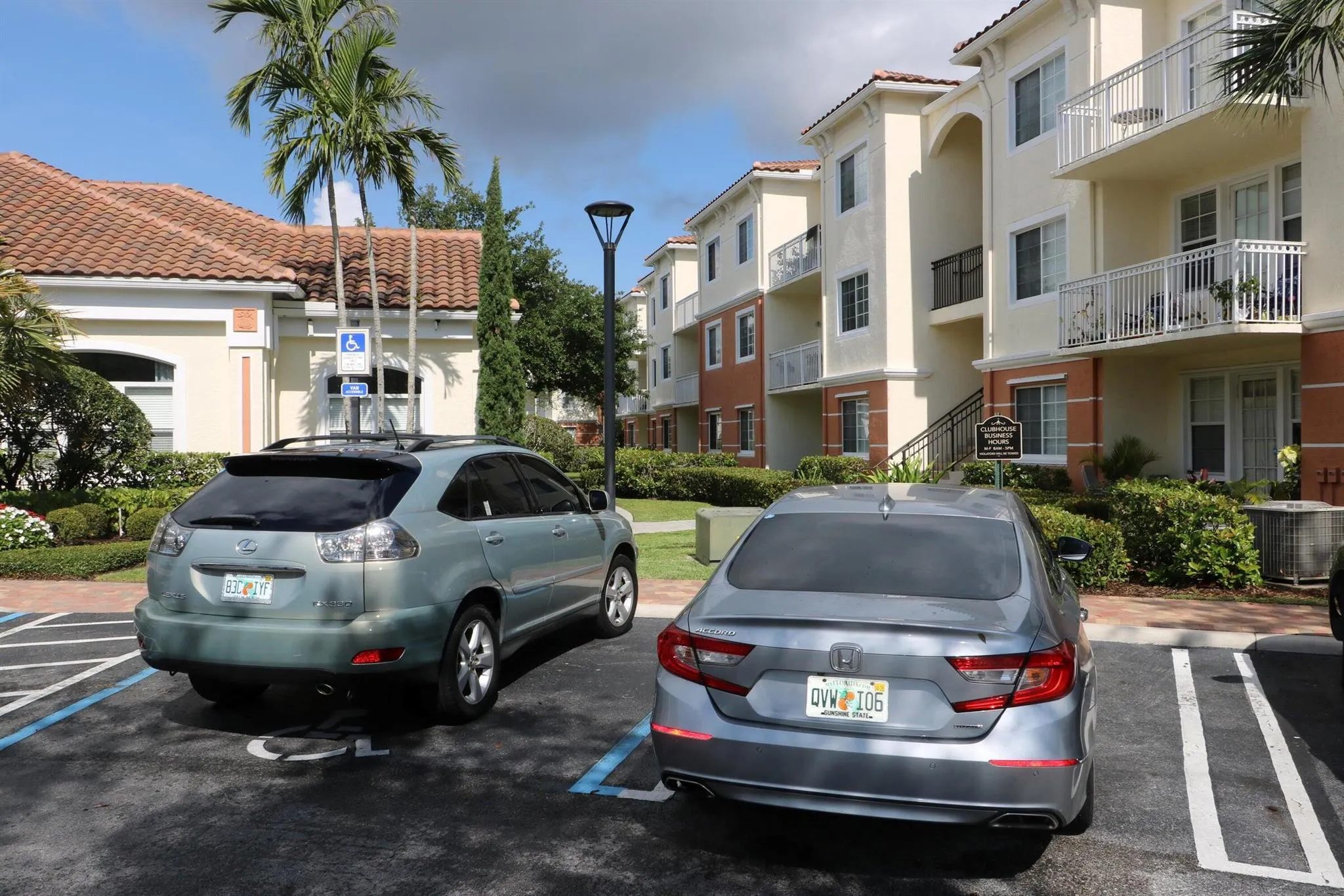 9825 Baywinds Drive, #1208