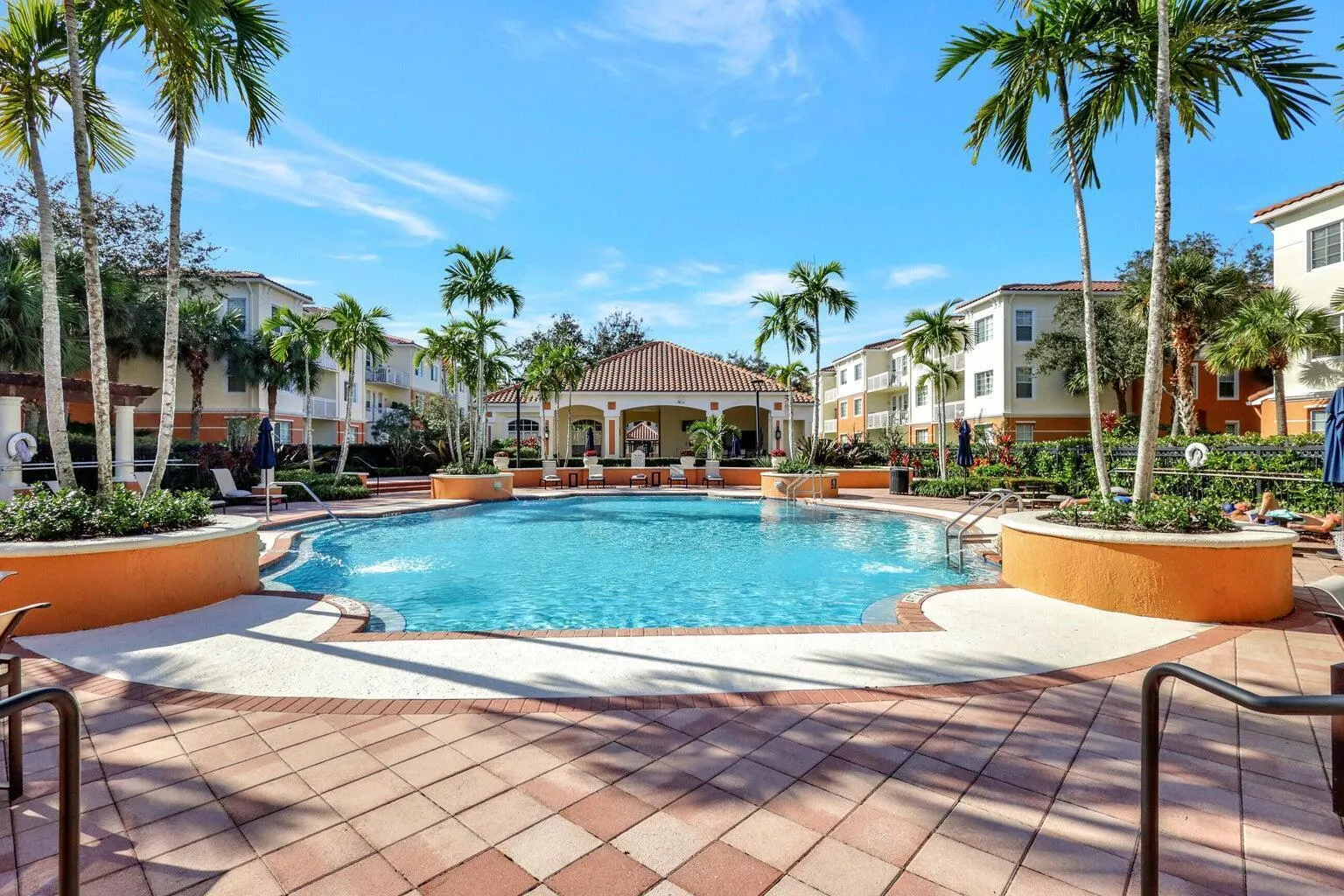 9825 Baywinds Drive, #1208