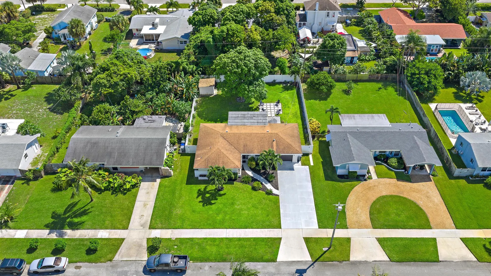 428 Hawthorne Drive