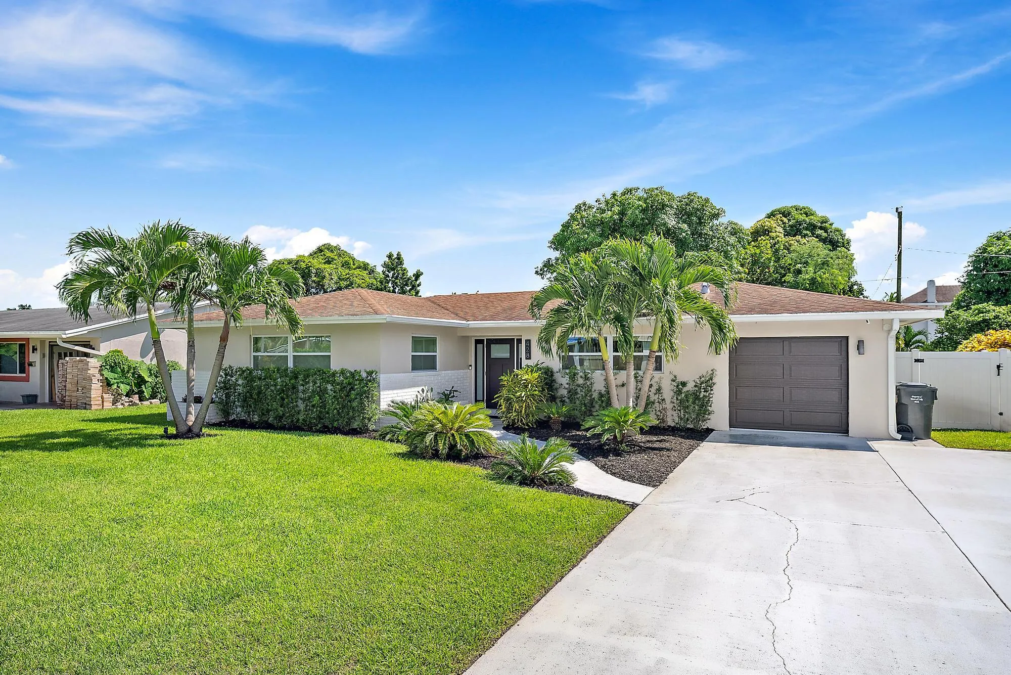 428 Hawthorne Drive