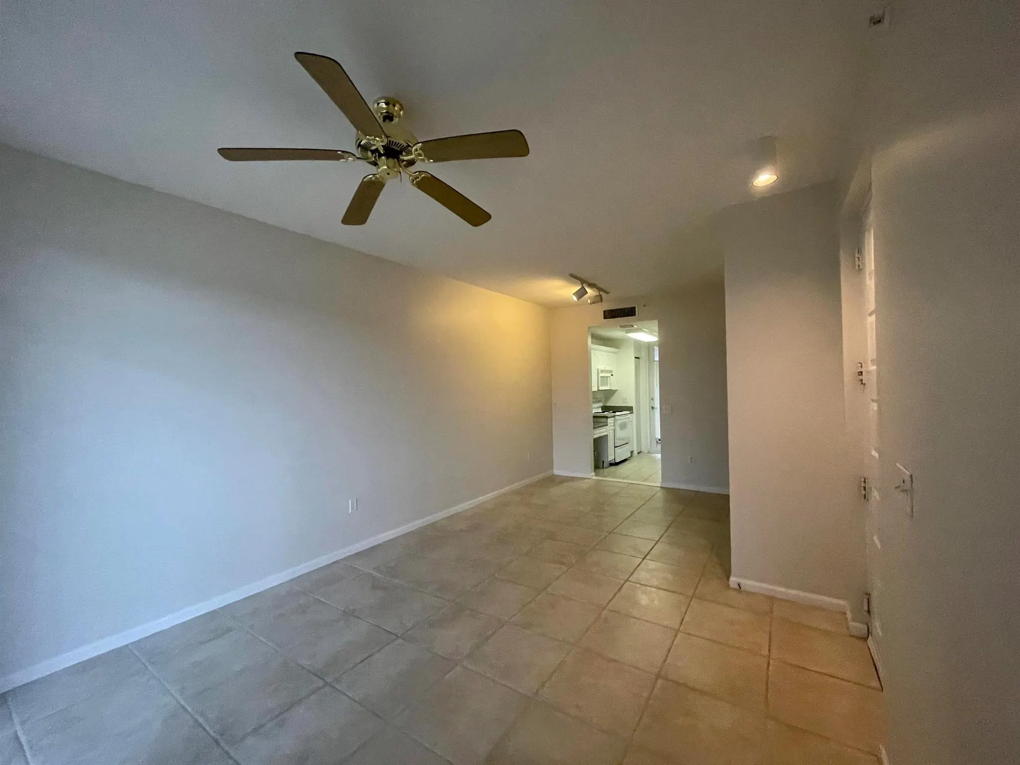 4812 S Central Boulevard, #15
