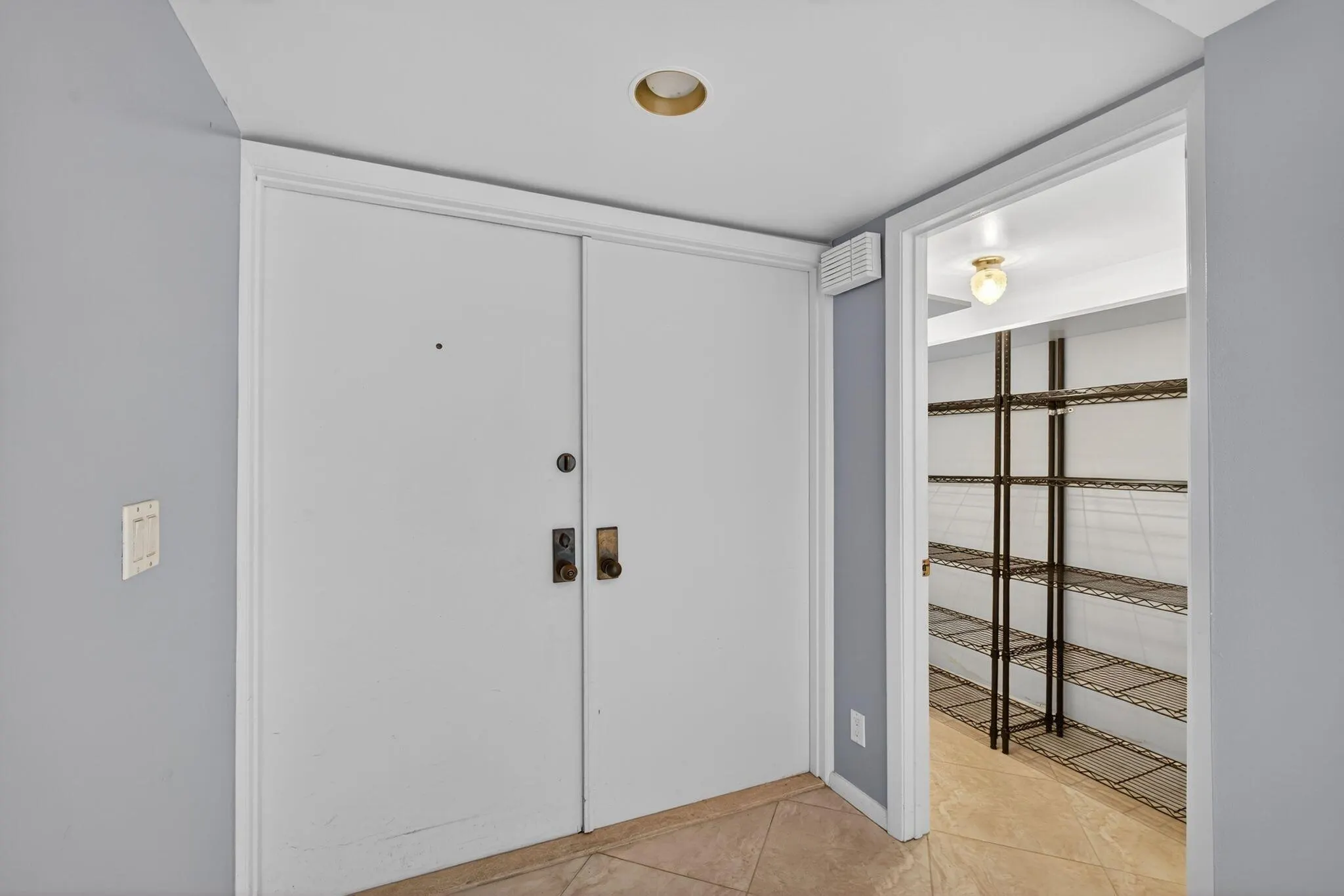 1100 Surf Road, #109