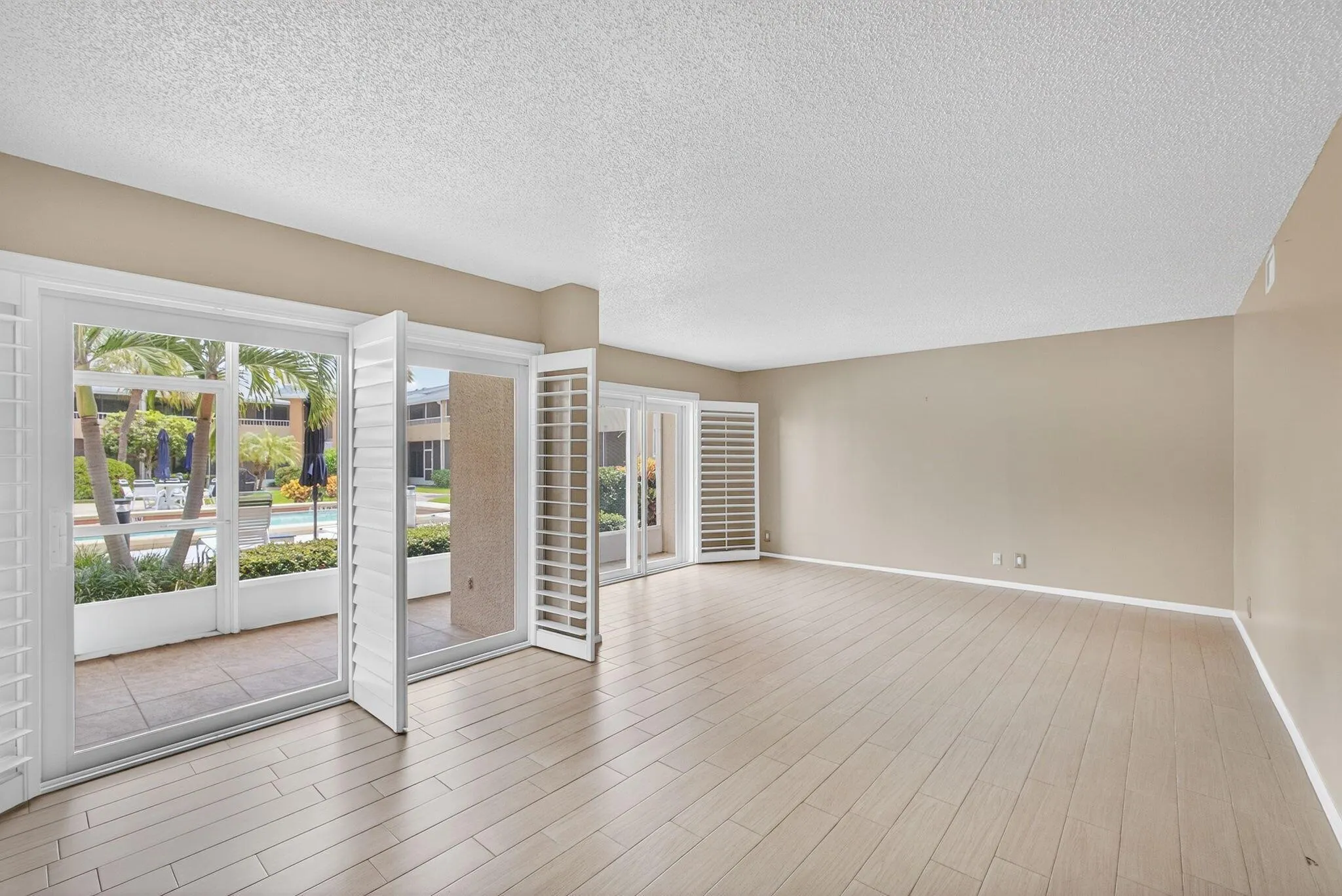 1100 Surf Road, #109