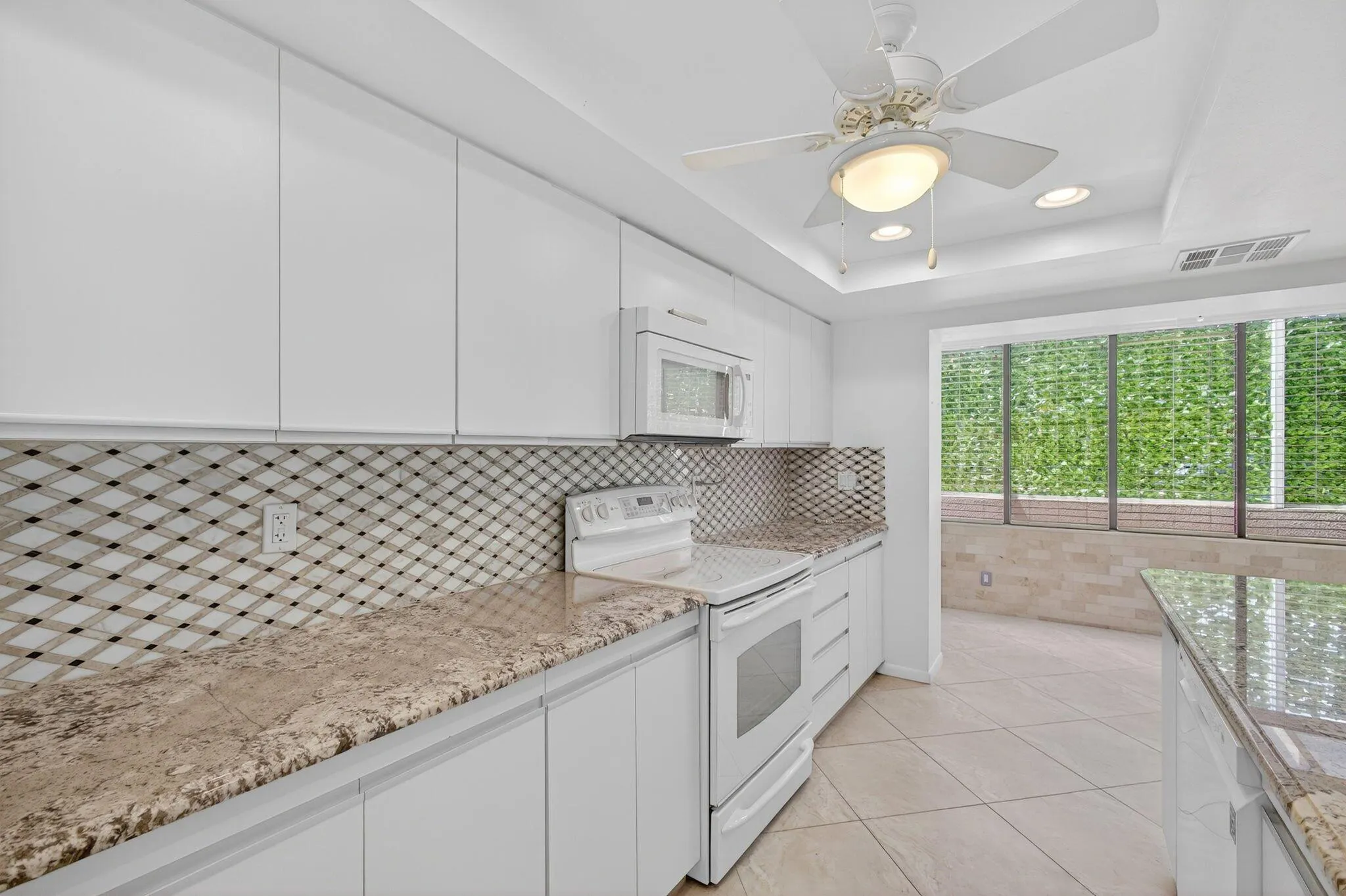 1100 Surf Road, #109