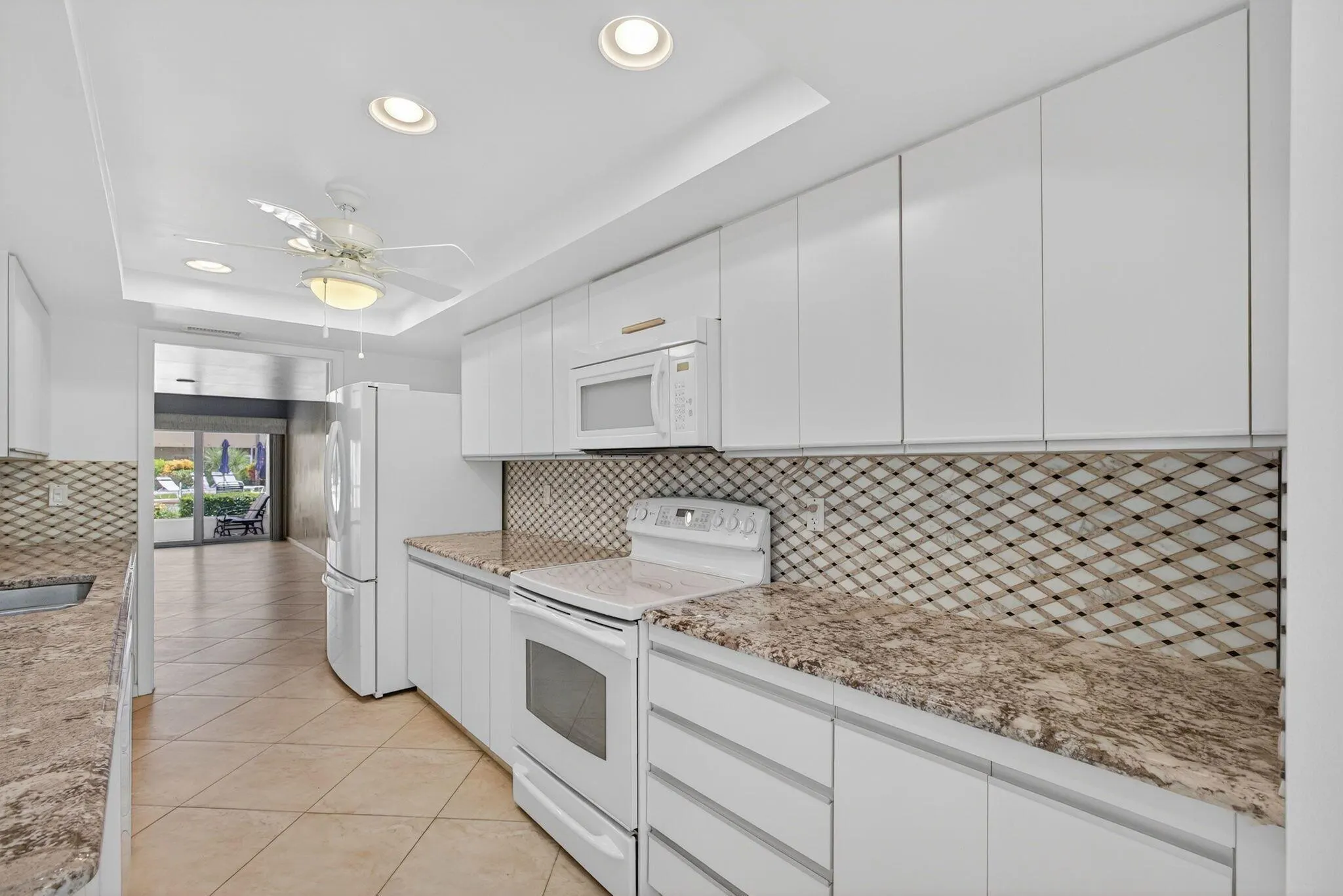 1100 Surf Road, #109
