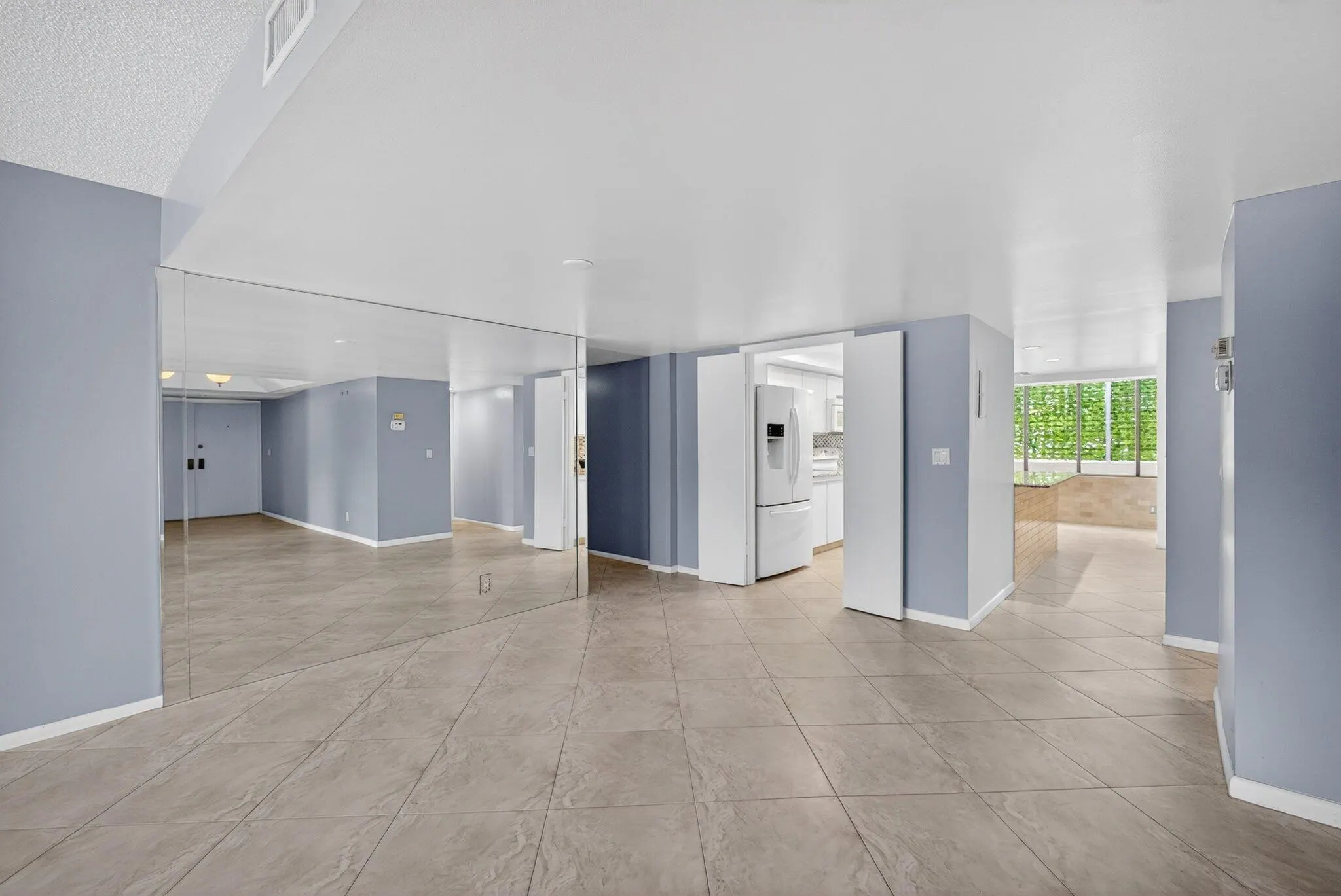 1100 Surf Road, #109
