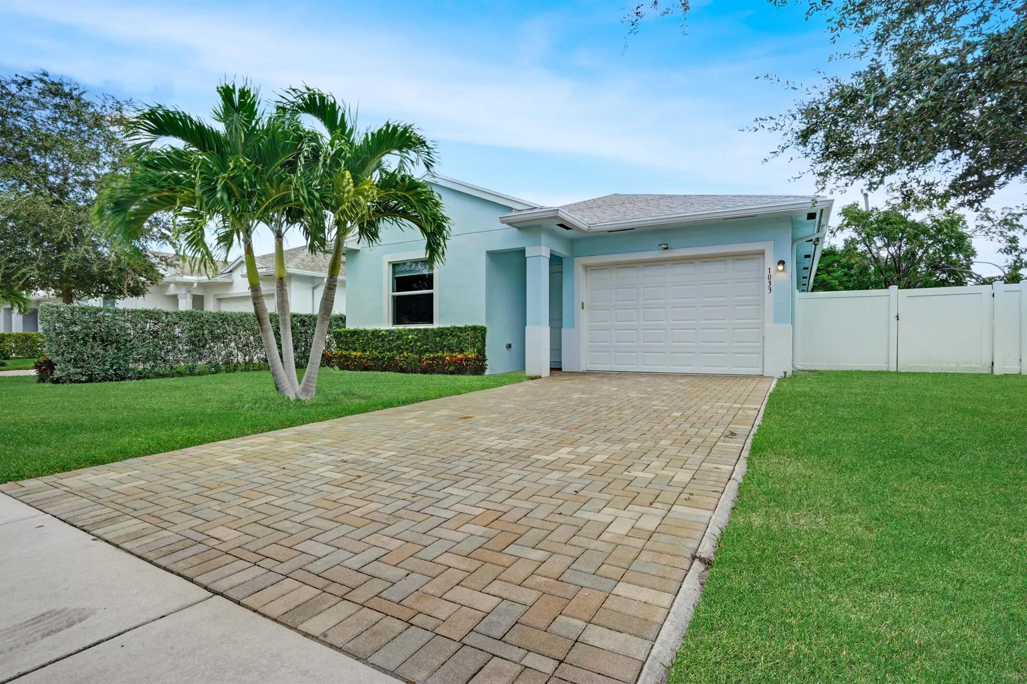 1033 Mango Drive