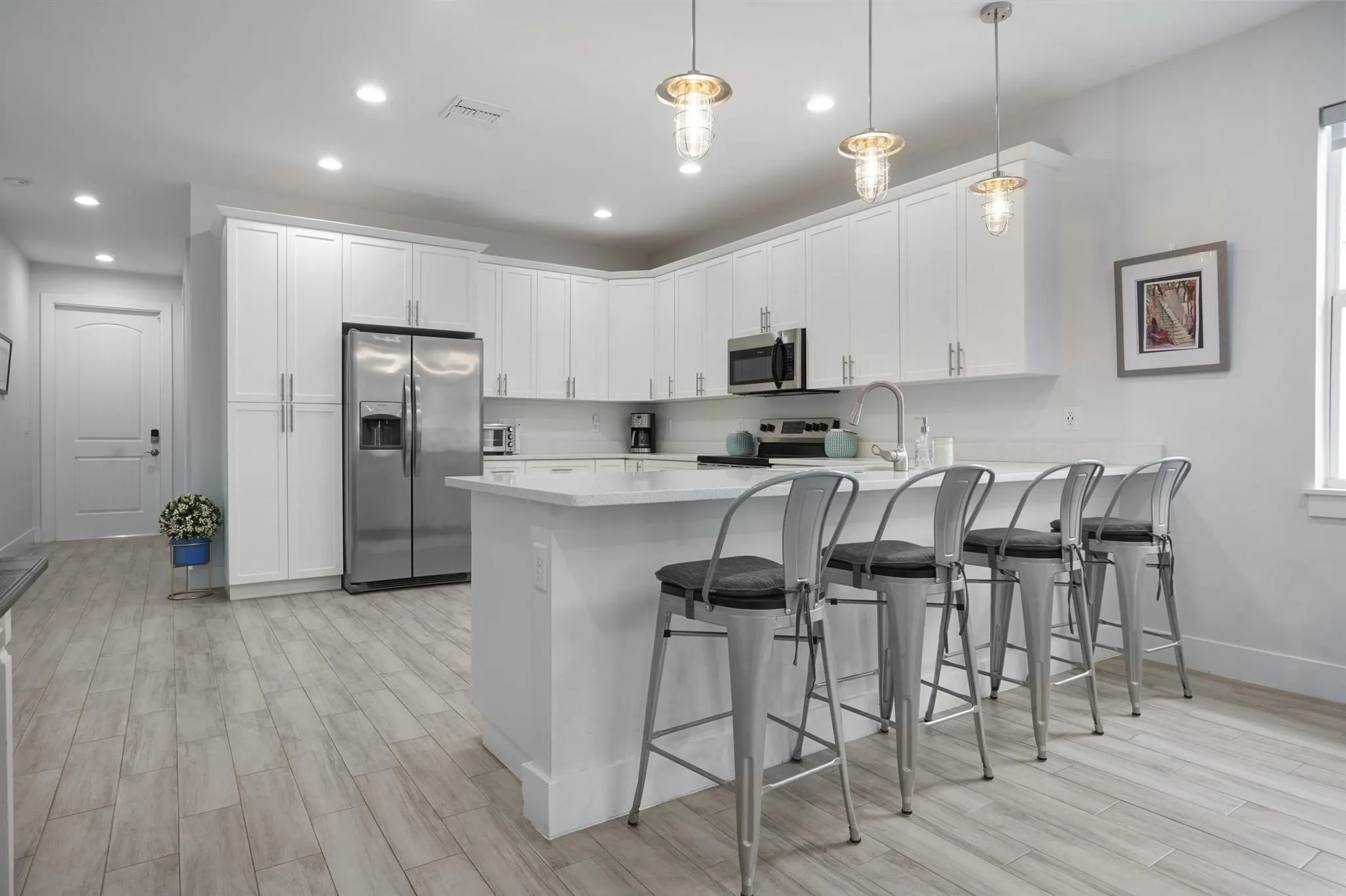 1033 Mango Drive