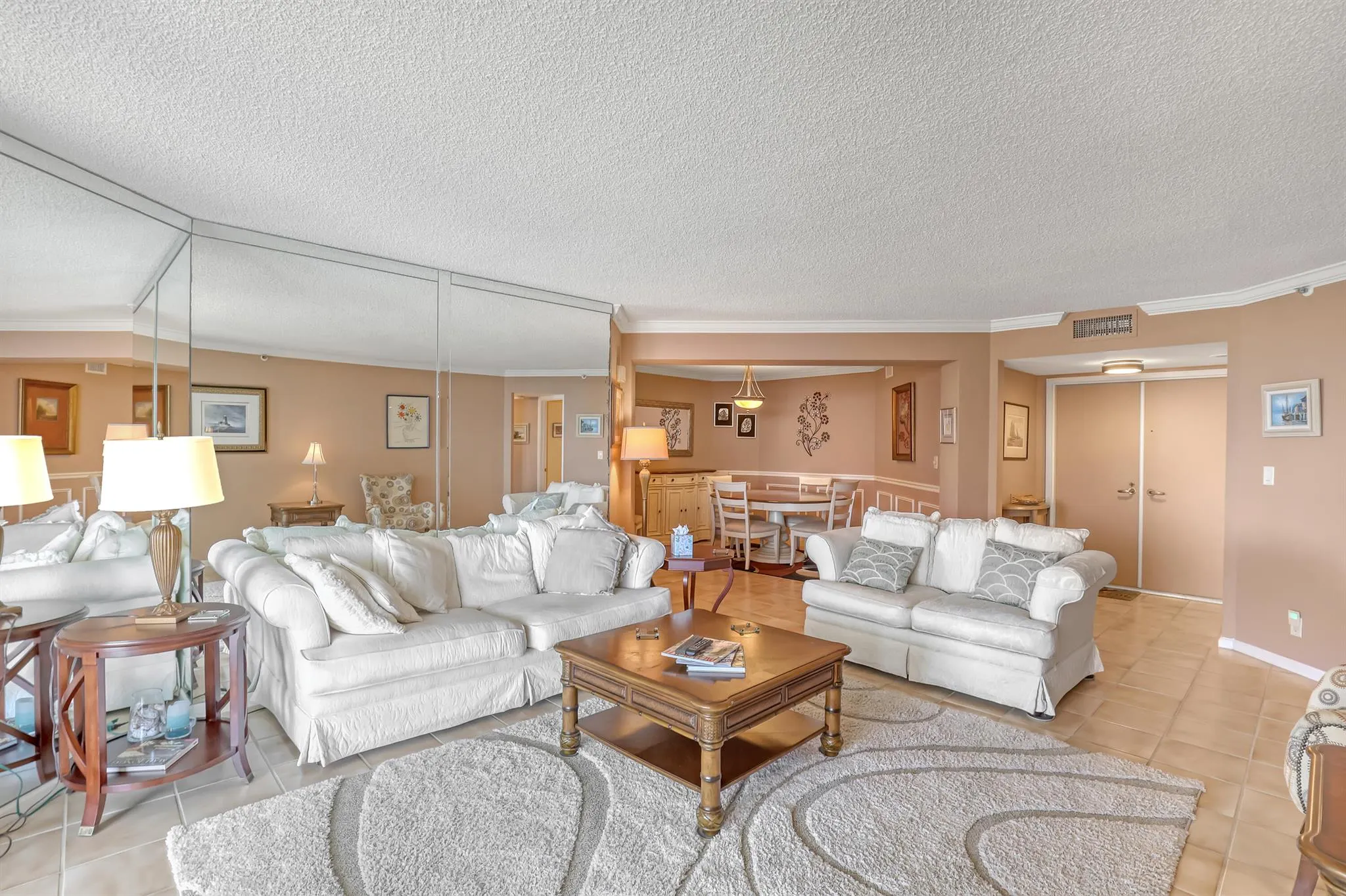 5200 N Ocean Drive, #904
