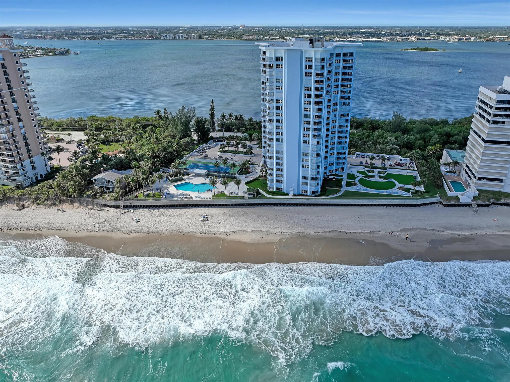 5200 N Ocean Drive, #904