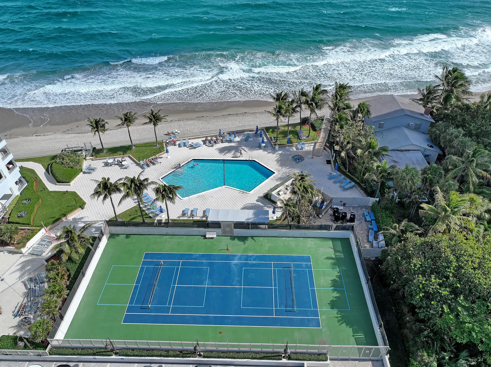 5200 N Ocean Drive, #904