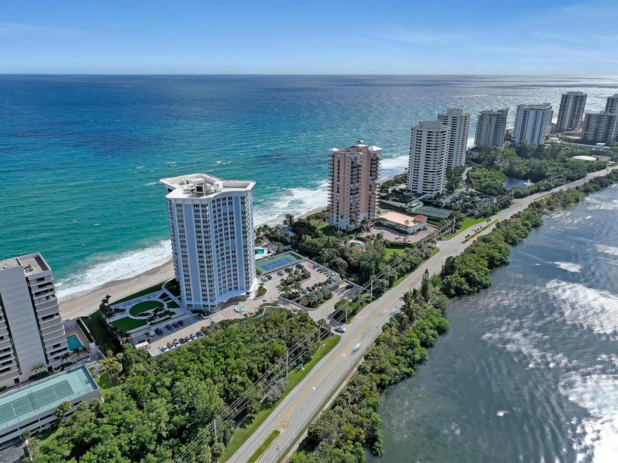 5200 N Ocean Drive, #904