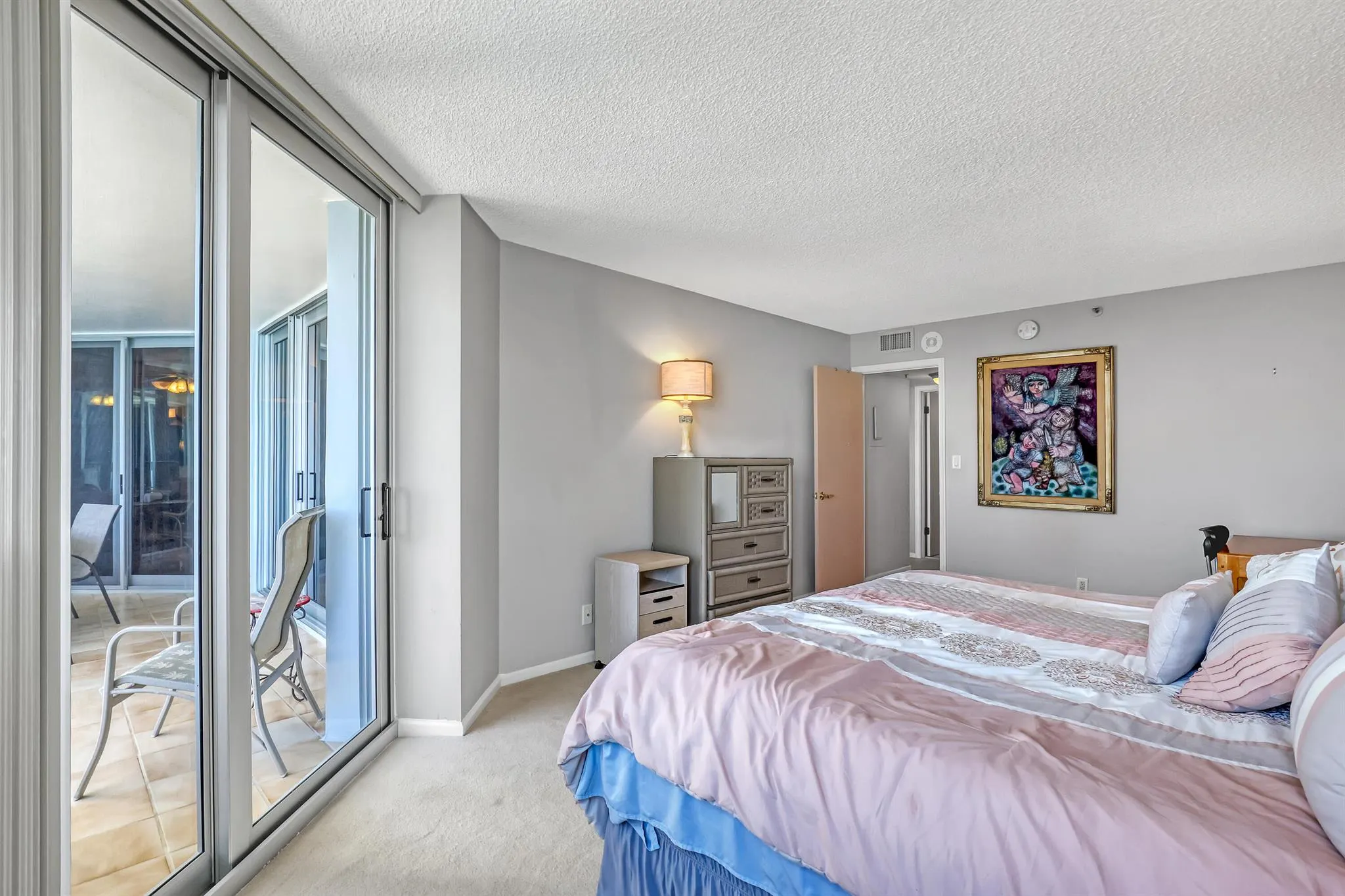 5200 N Ocean Drive, #904