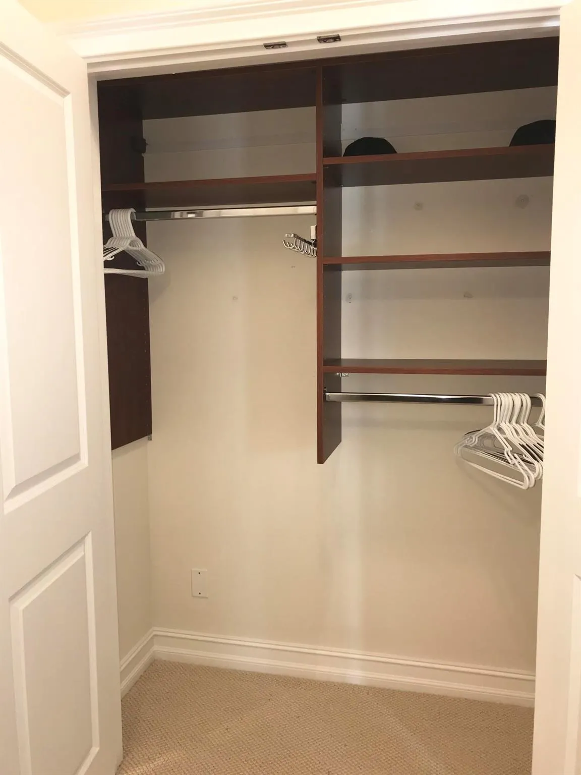 431 Bay Colony Drive N, #431