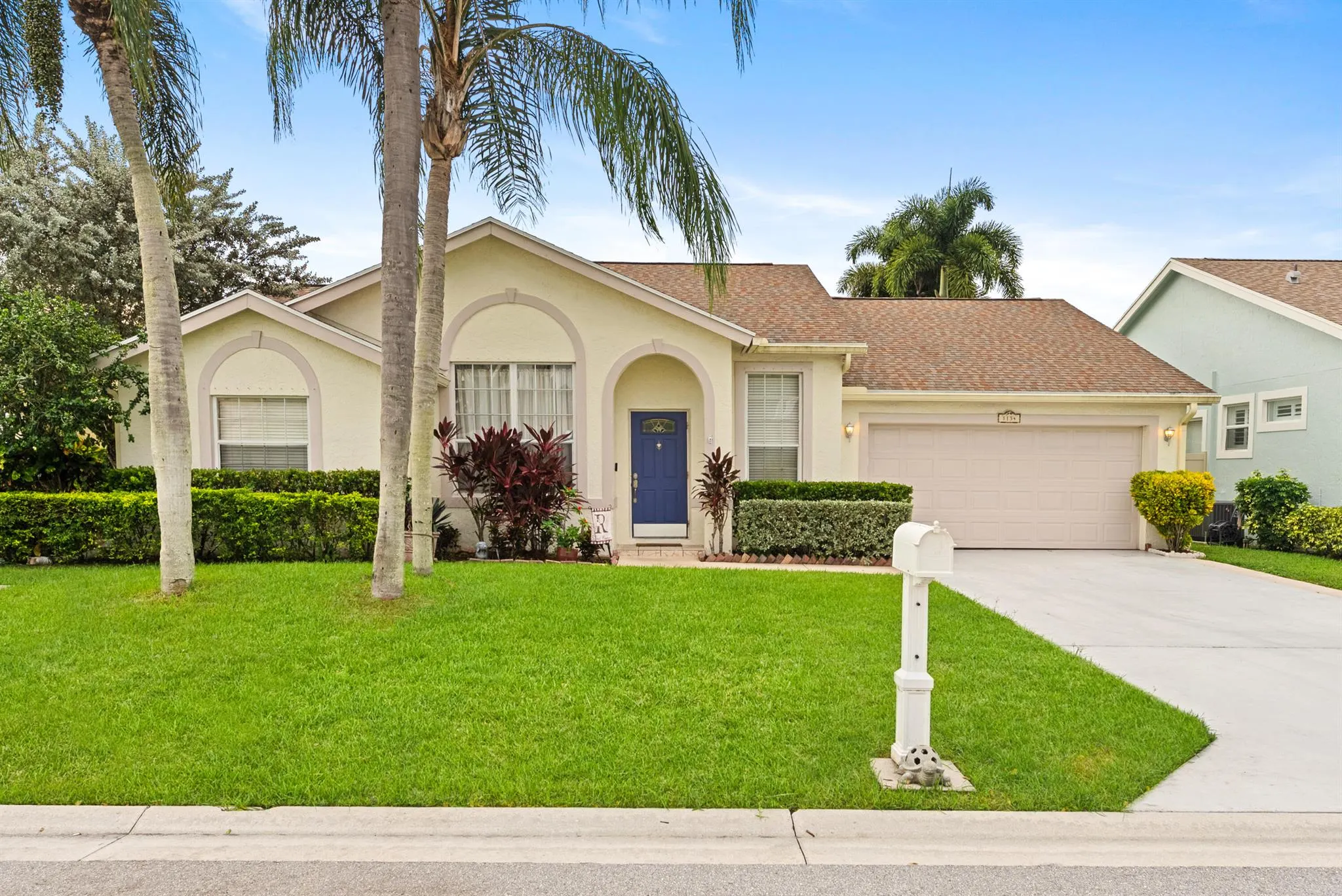 1134 Aviary Road