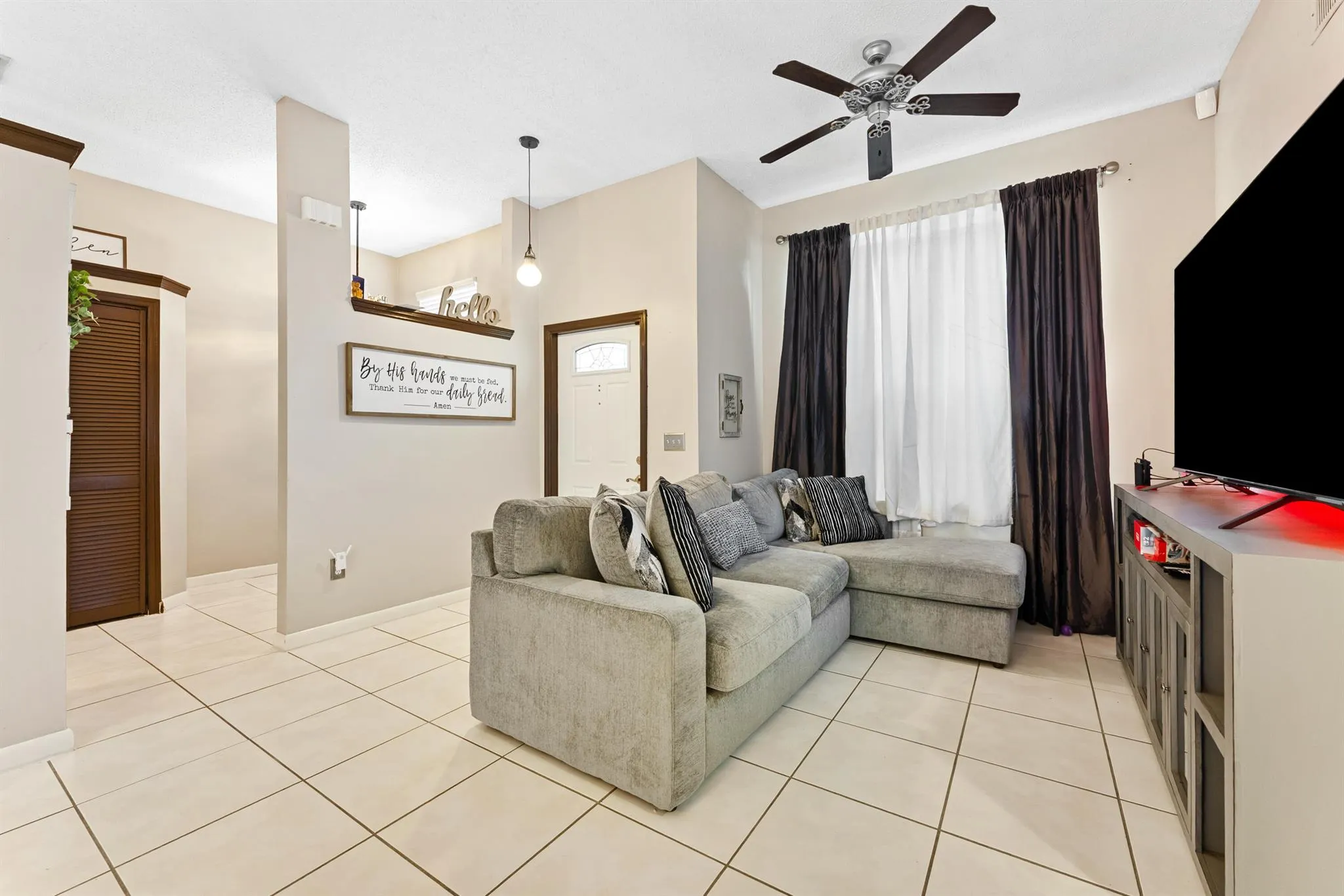 1134 Aviary Road