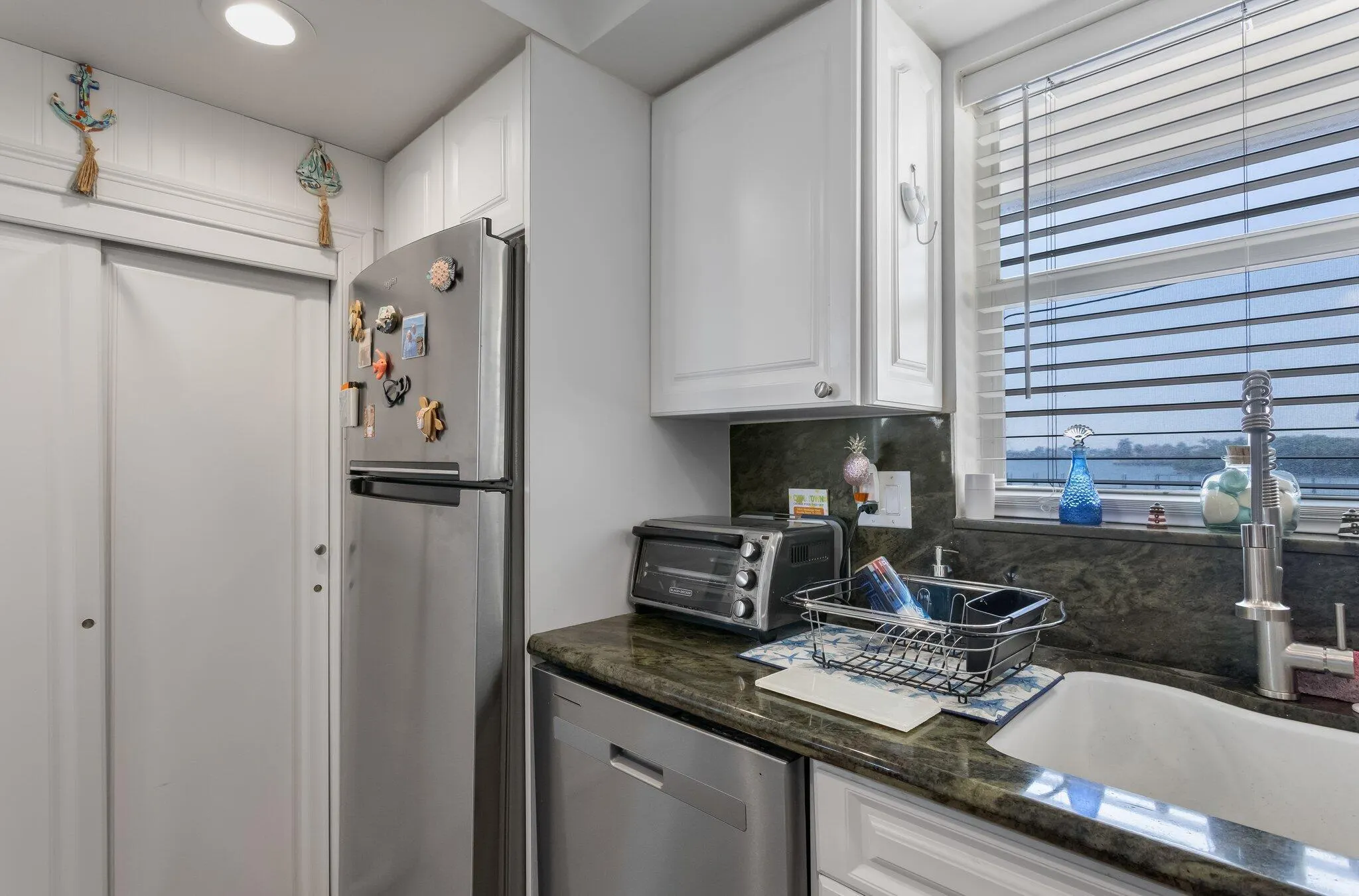 1820 New Palm Way, #202