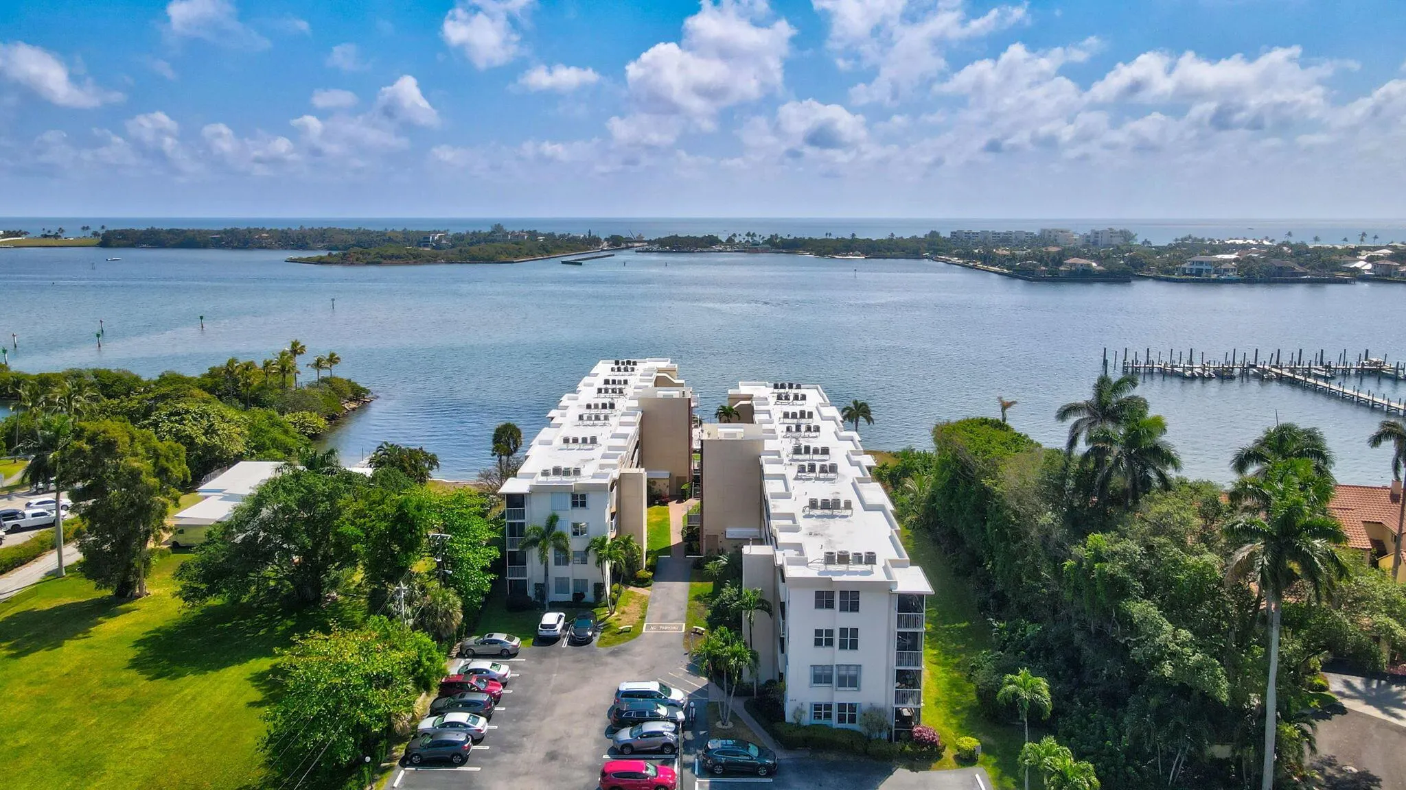 1820 New Palm Way, #202