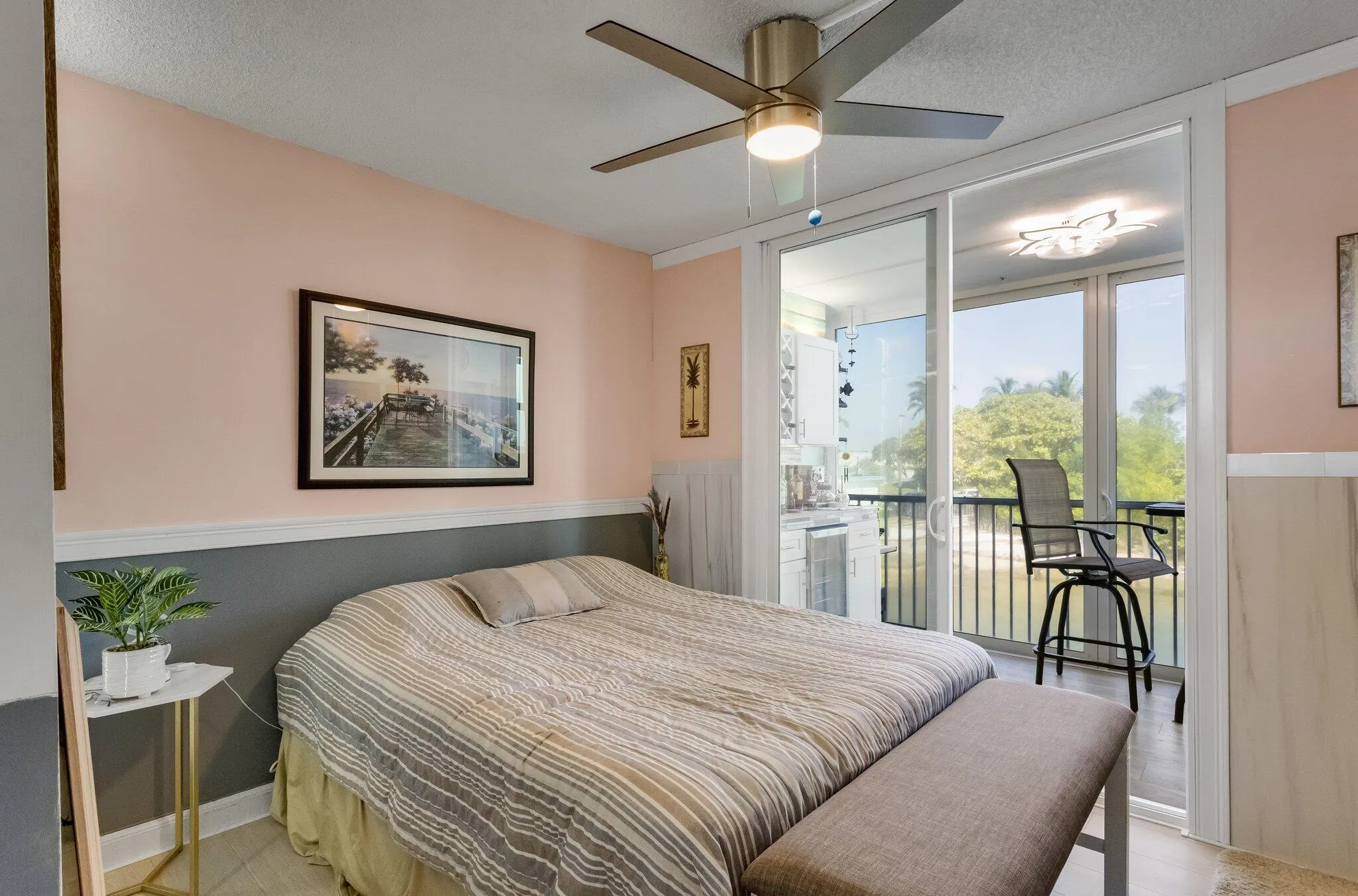 1820 New Palm Way, #202