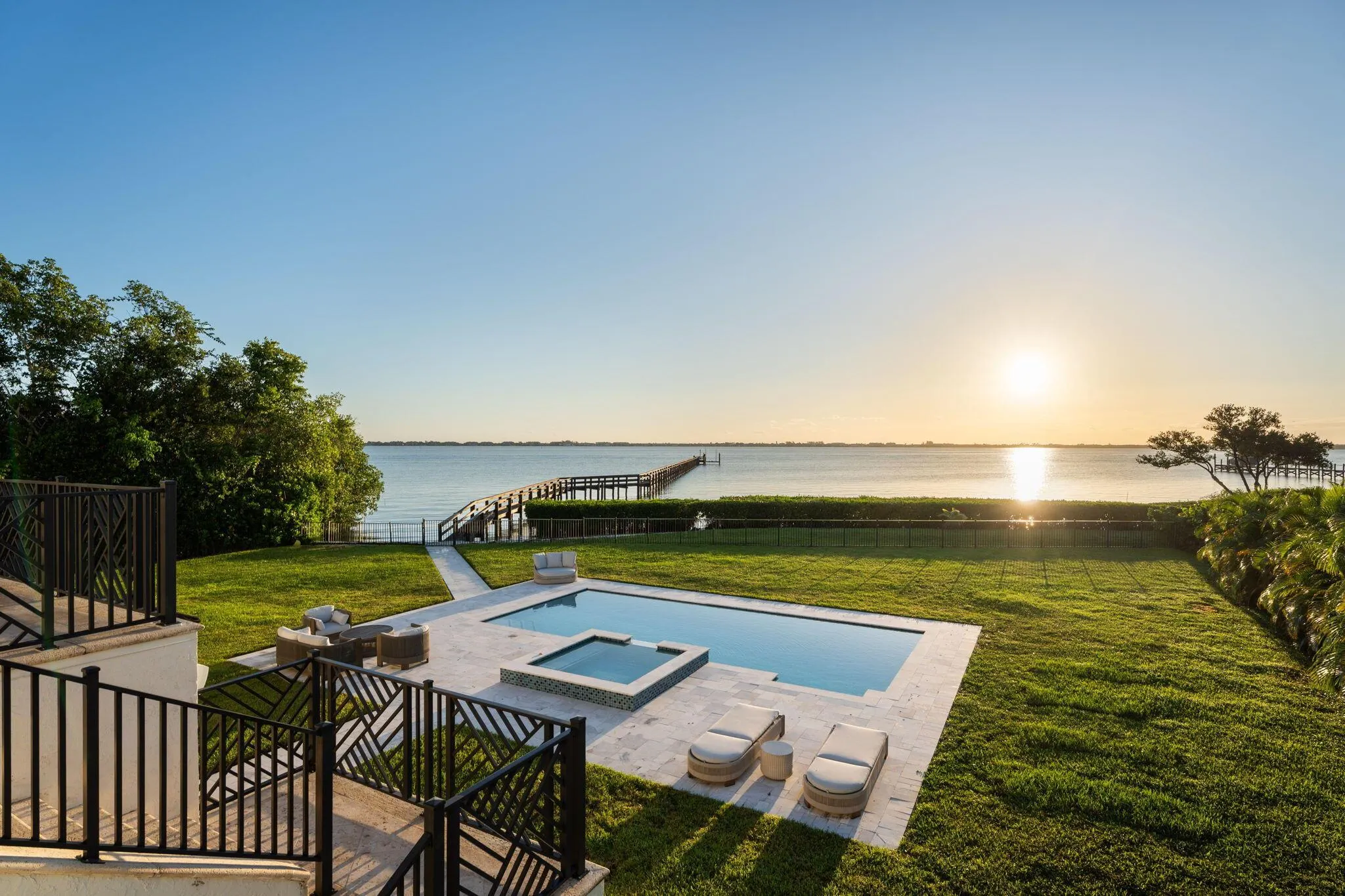 130 N Sewalls Point Road
