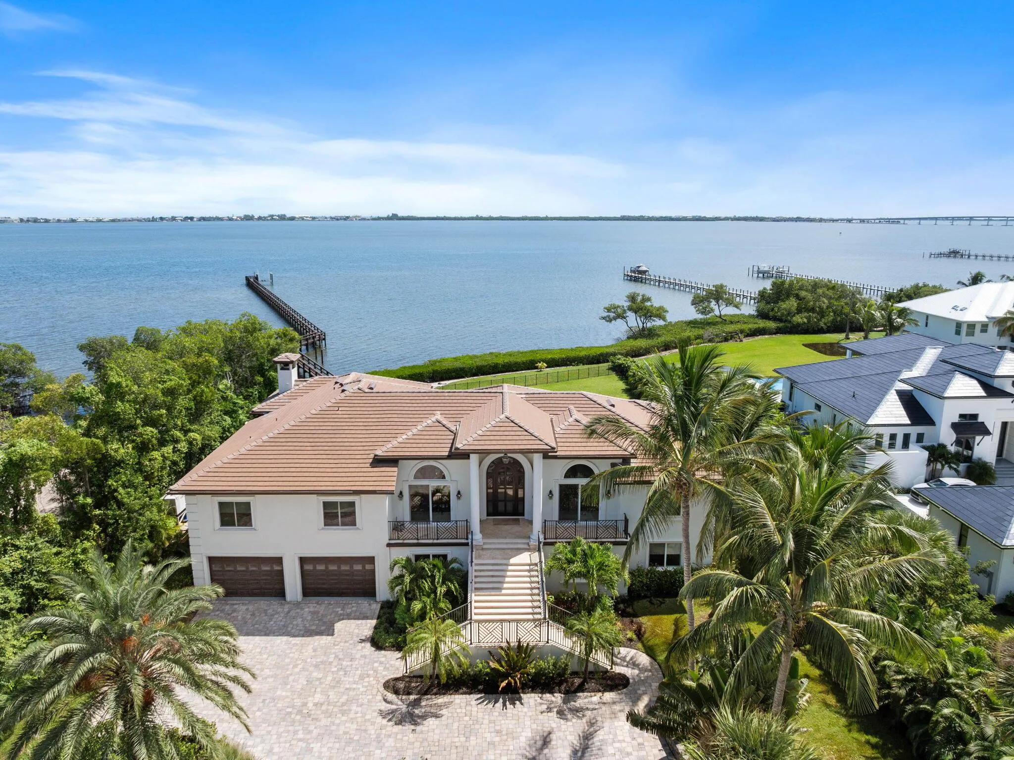 130 N Sewalls Point Road