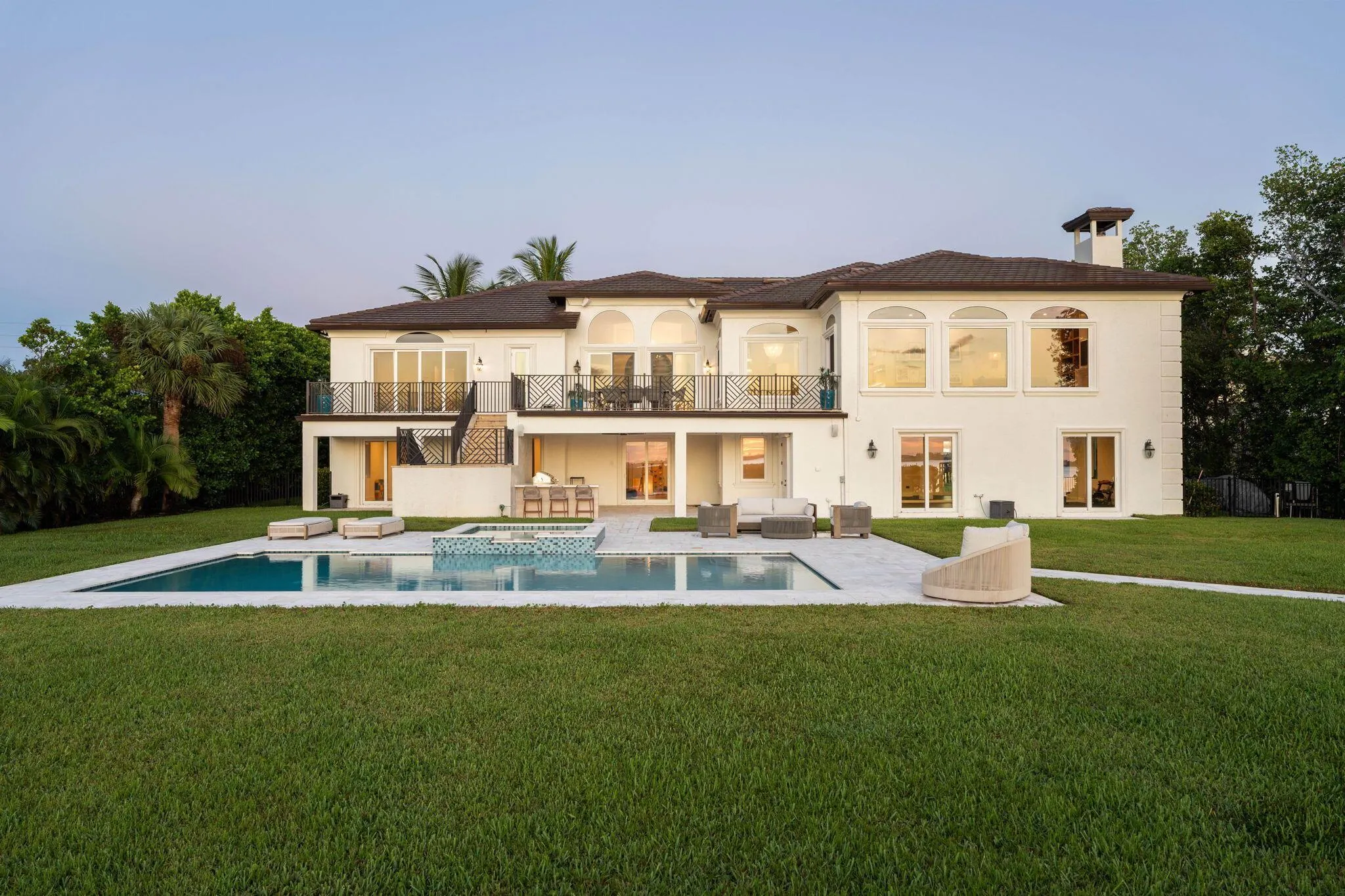 130 N Sewalls Point Road