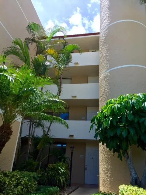 3492 NE Causeway Boulevard, #103