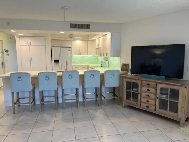 2800 N Ocean Drive, #B-4b