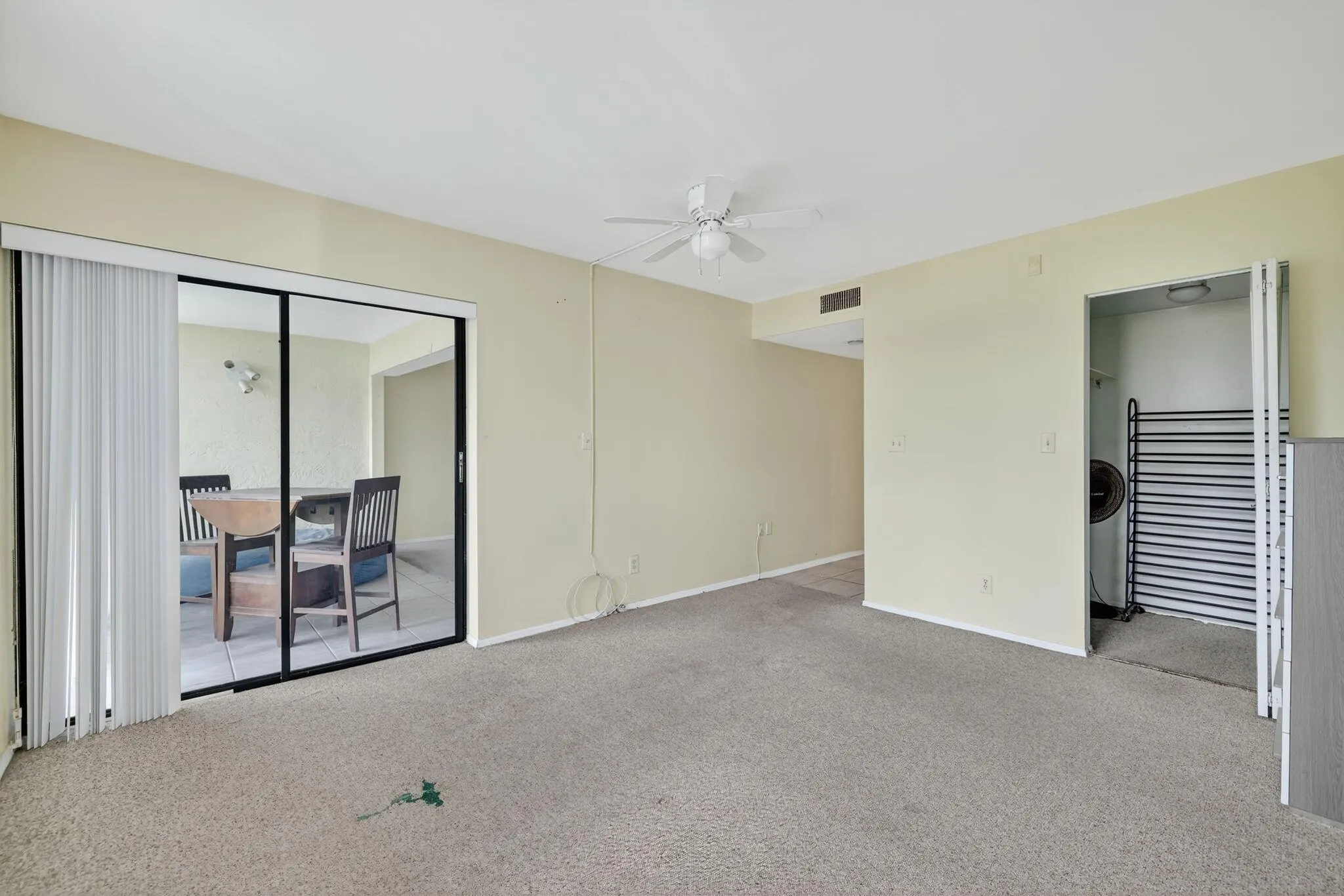 2400 S Ocean Drive, #3944
