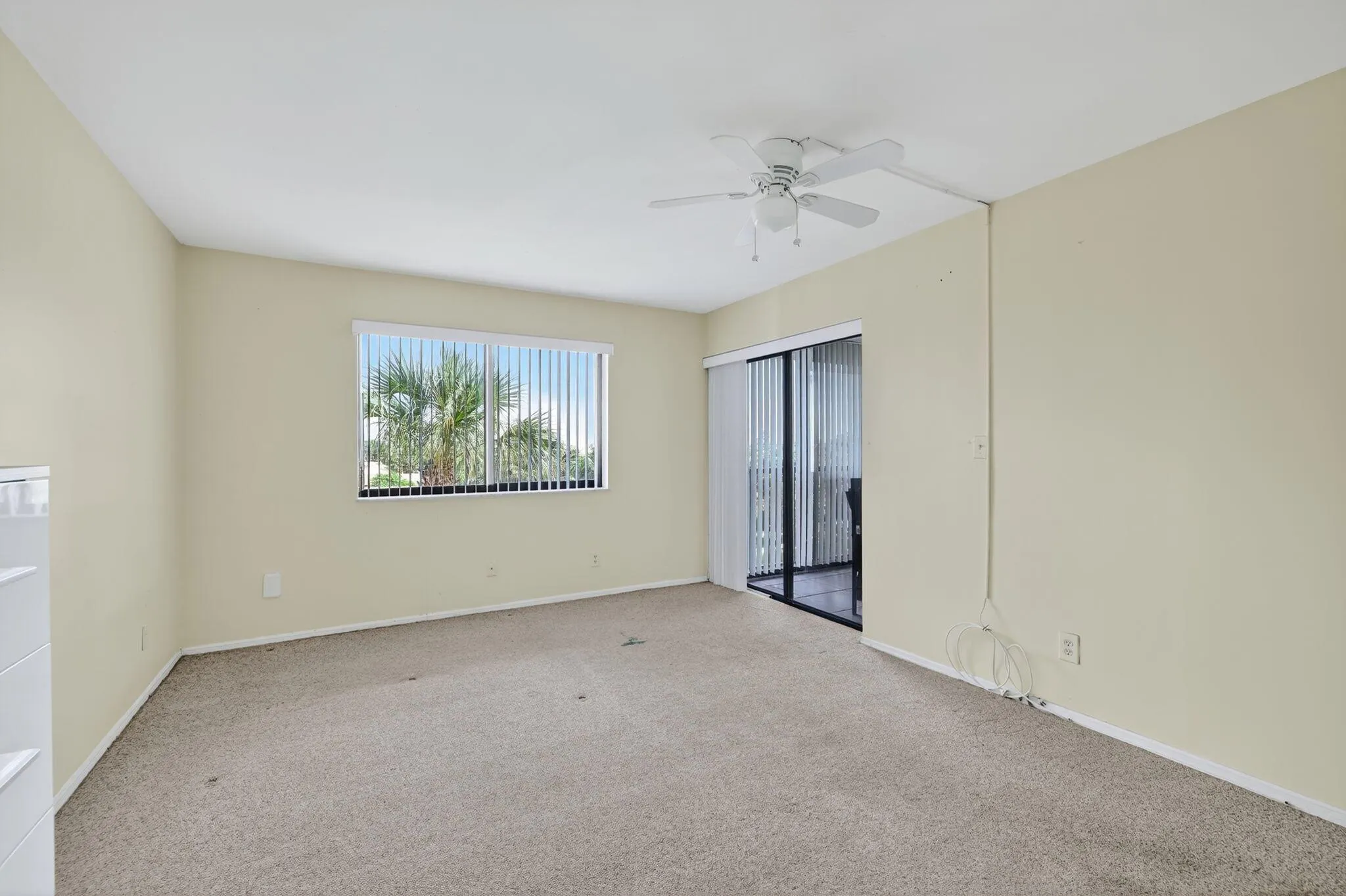 2400 S Ocean Drive, #3944