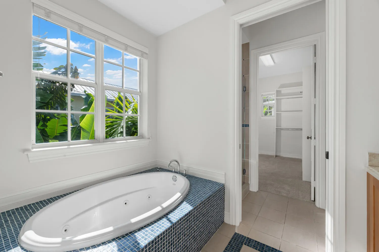 310 Tuxedo Lane