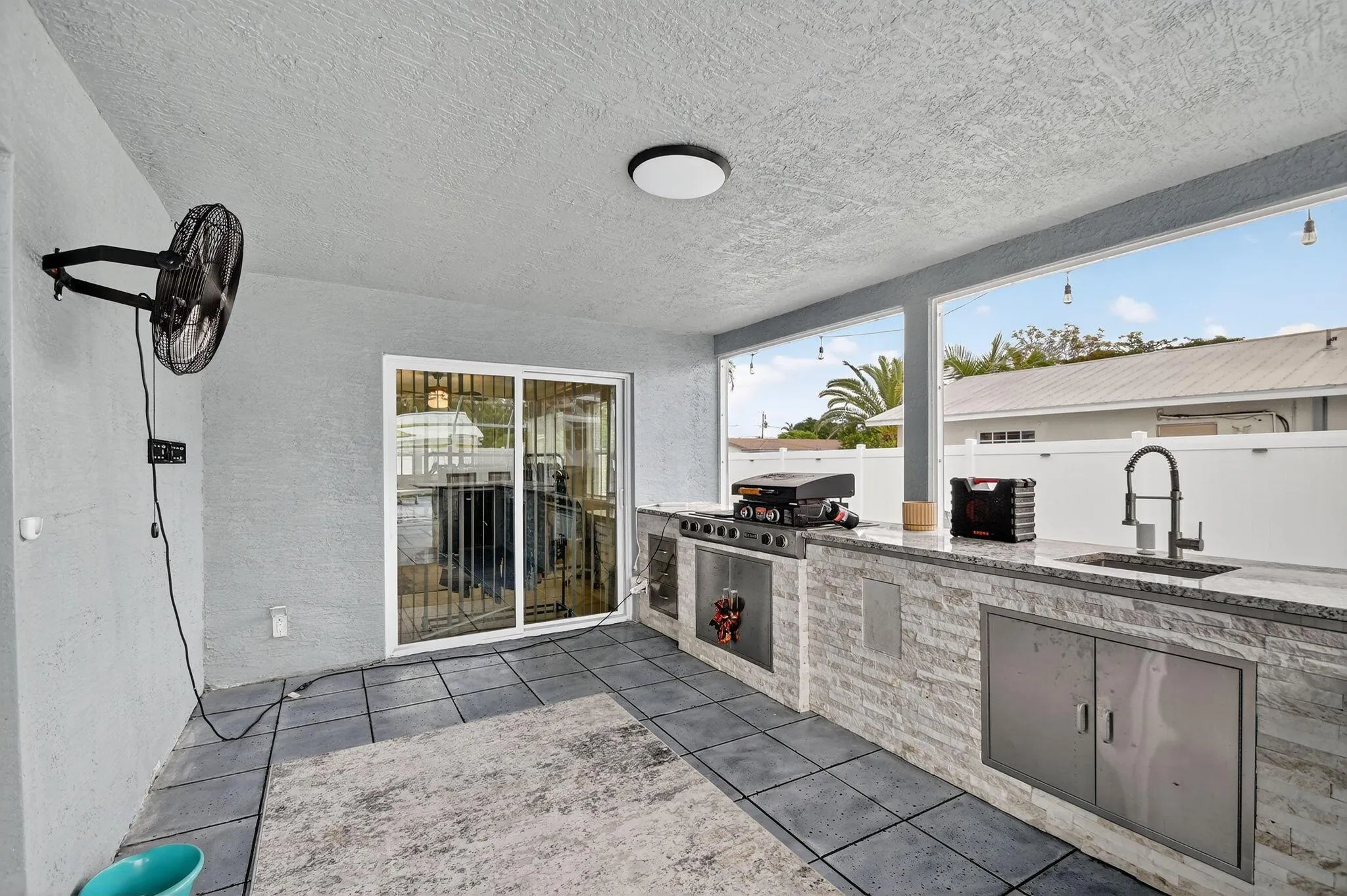 2760 SW 11th Street