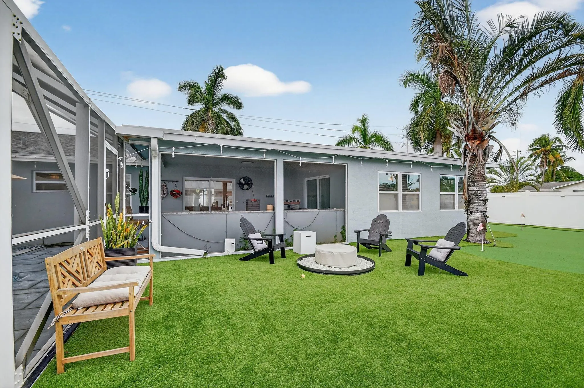 2760 SW 11th Street