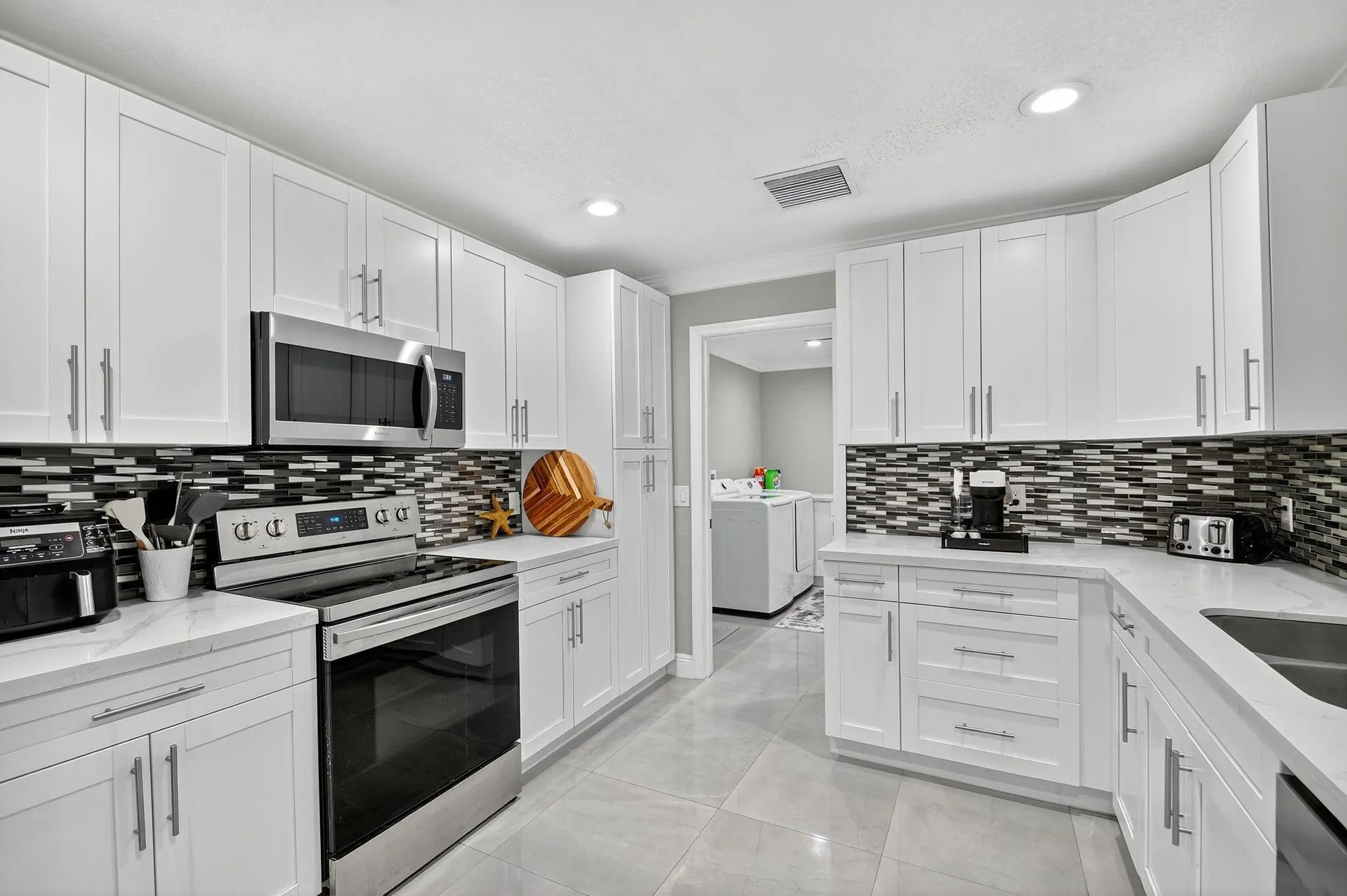 2760 SW 11th Street