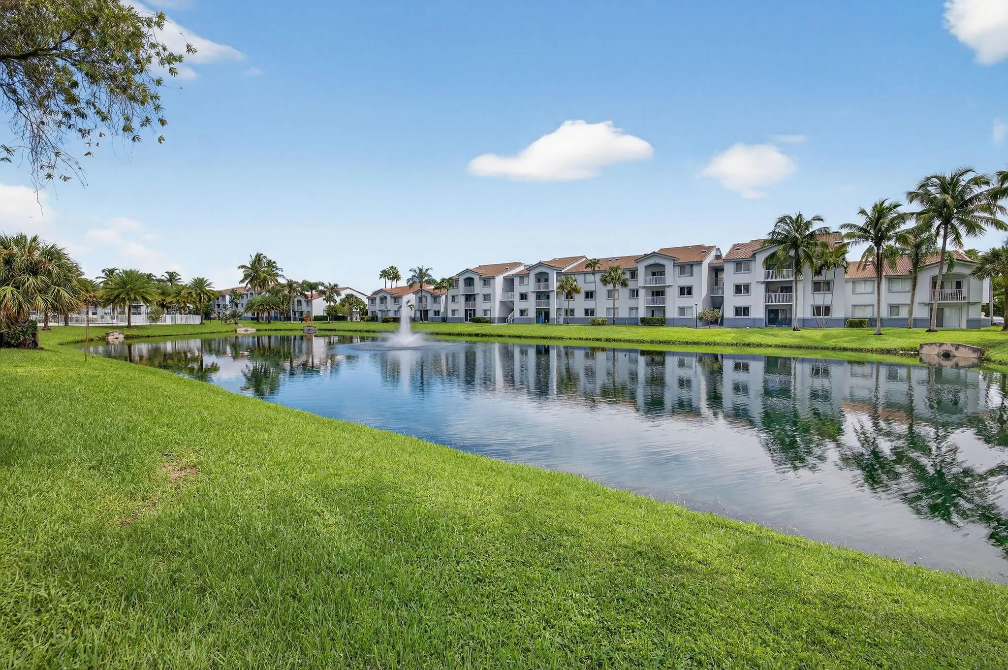 2640 S University Drive, #220