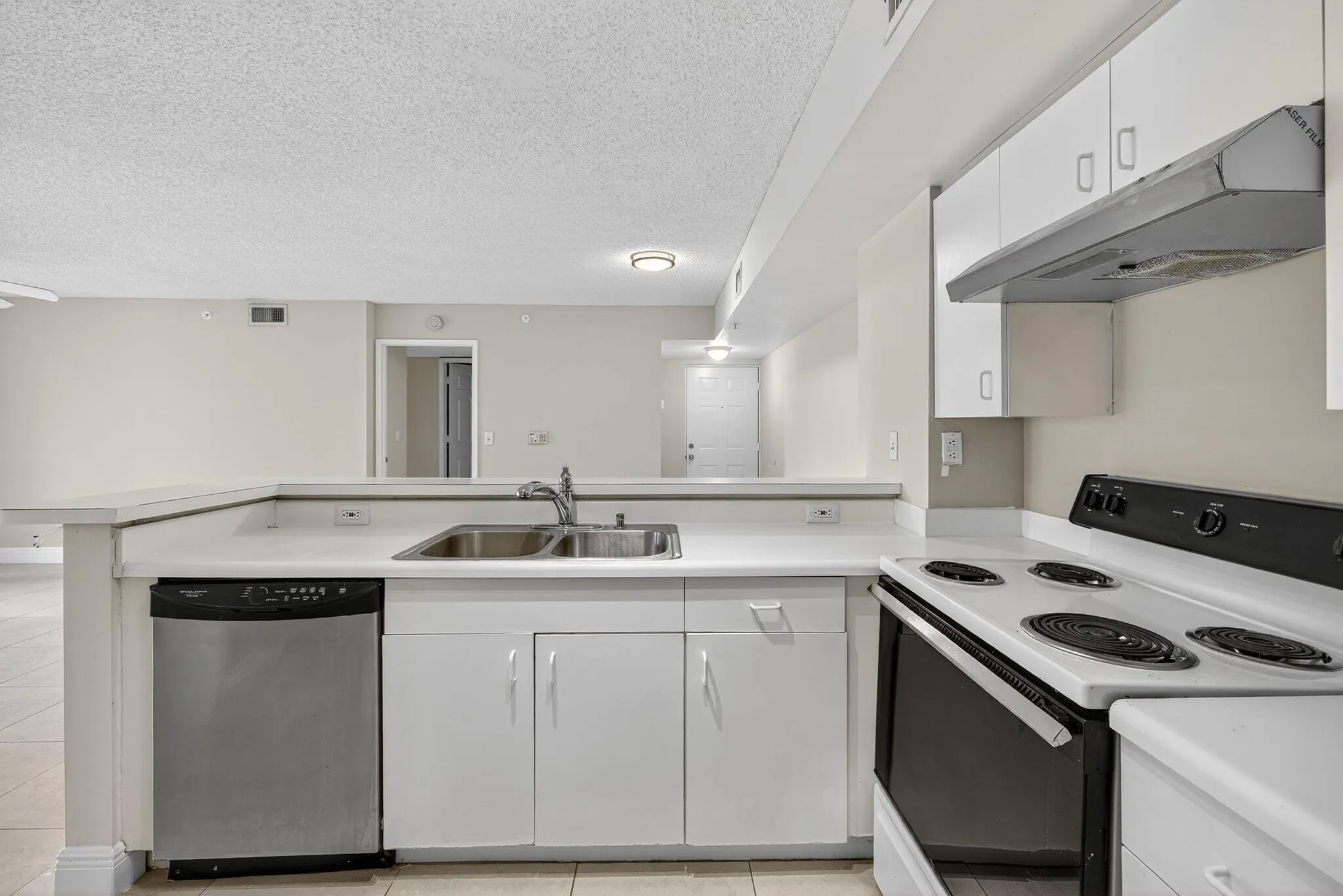 2640 S University Drive, #220