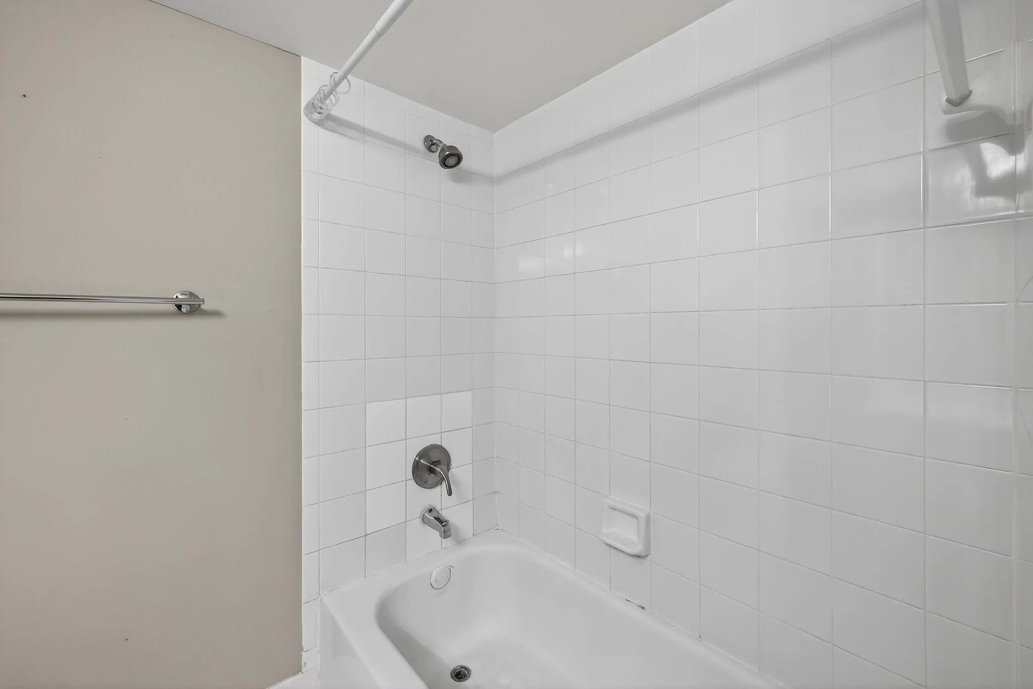 2640 S University Drive, #220