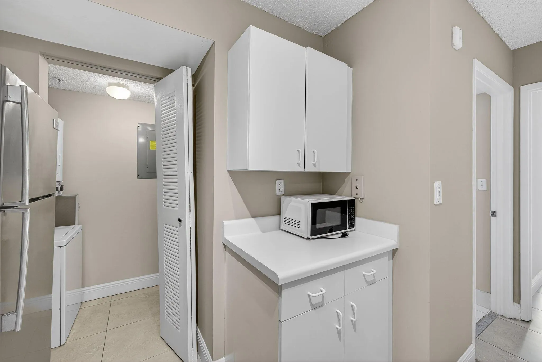 2640 S University Drive, #220