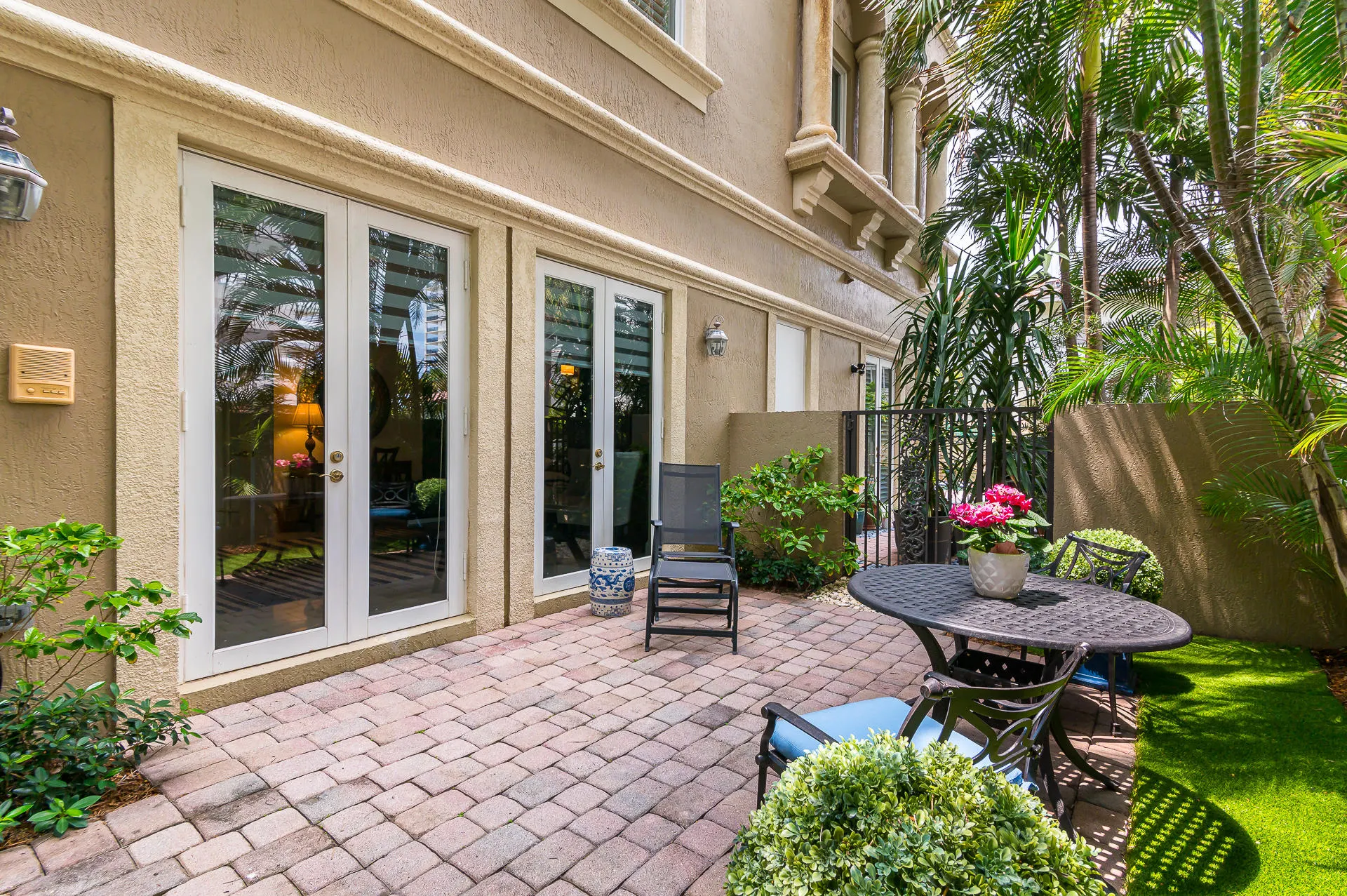 921 Osceola Drive, #8