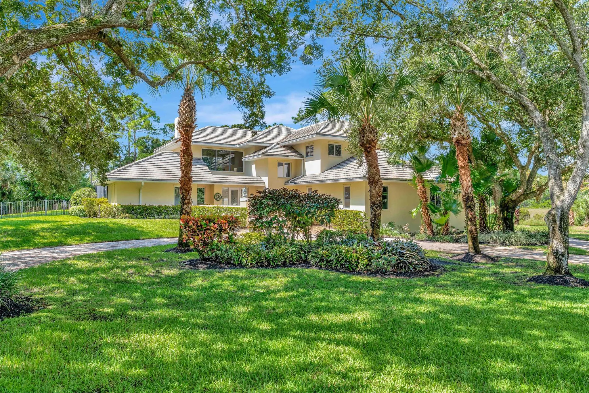 18462 SE Old Trail Drive W