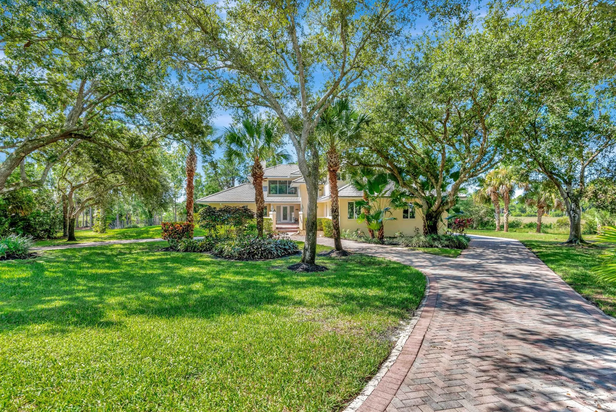 18462 SE Old Trail Drive W